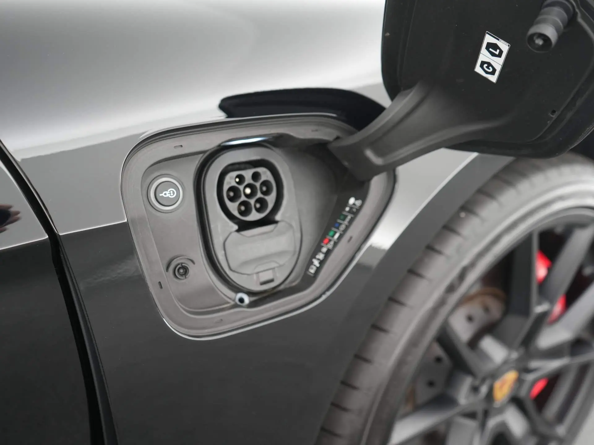 Taycan GTS Sport Turismo