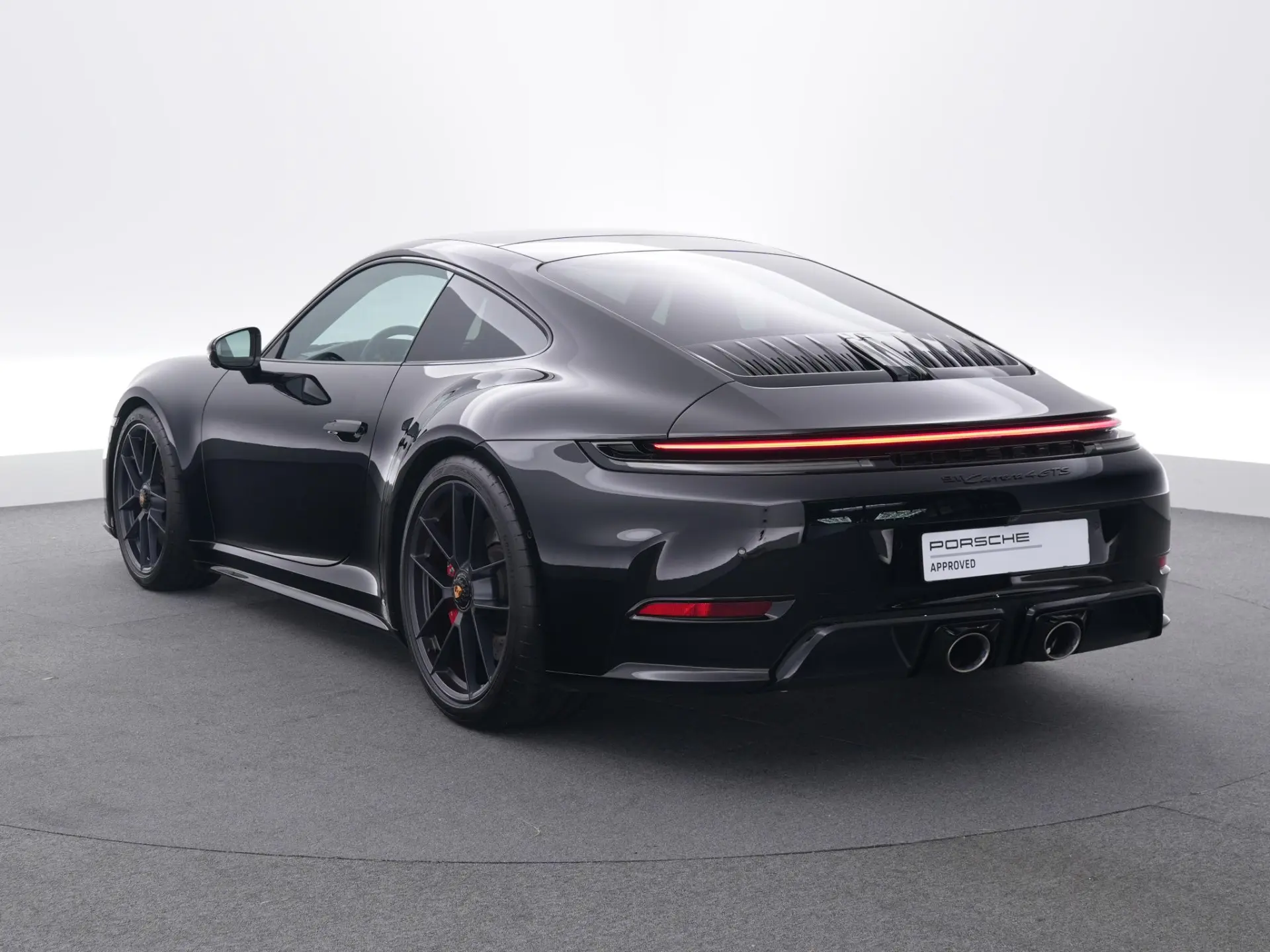 911 Carrera 4 GTS