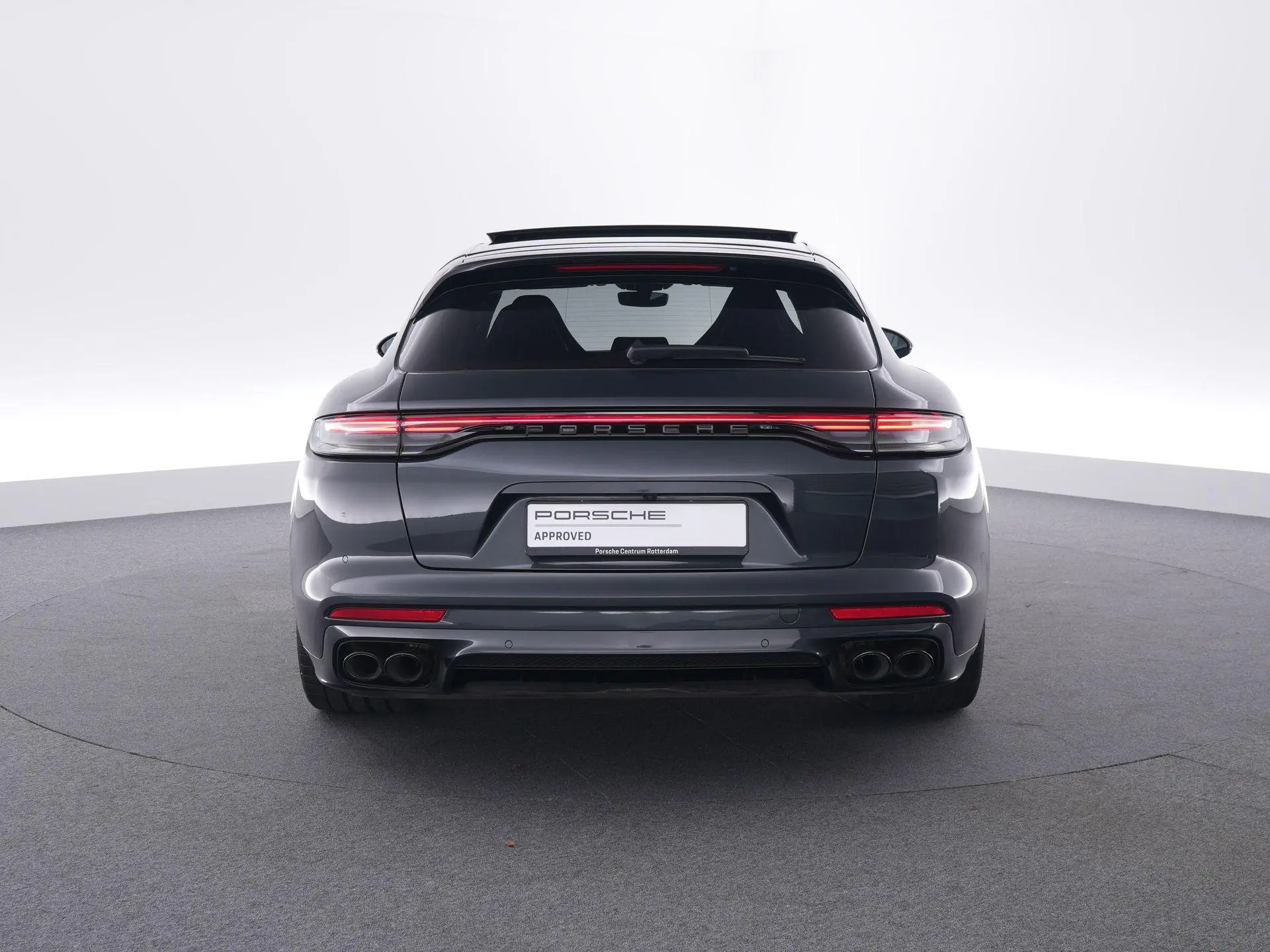 Panamera 4 E-Hybrid Sport Turismo Platinum Edition