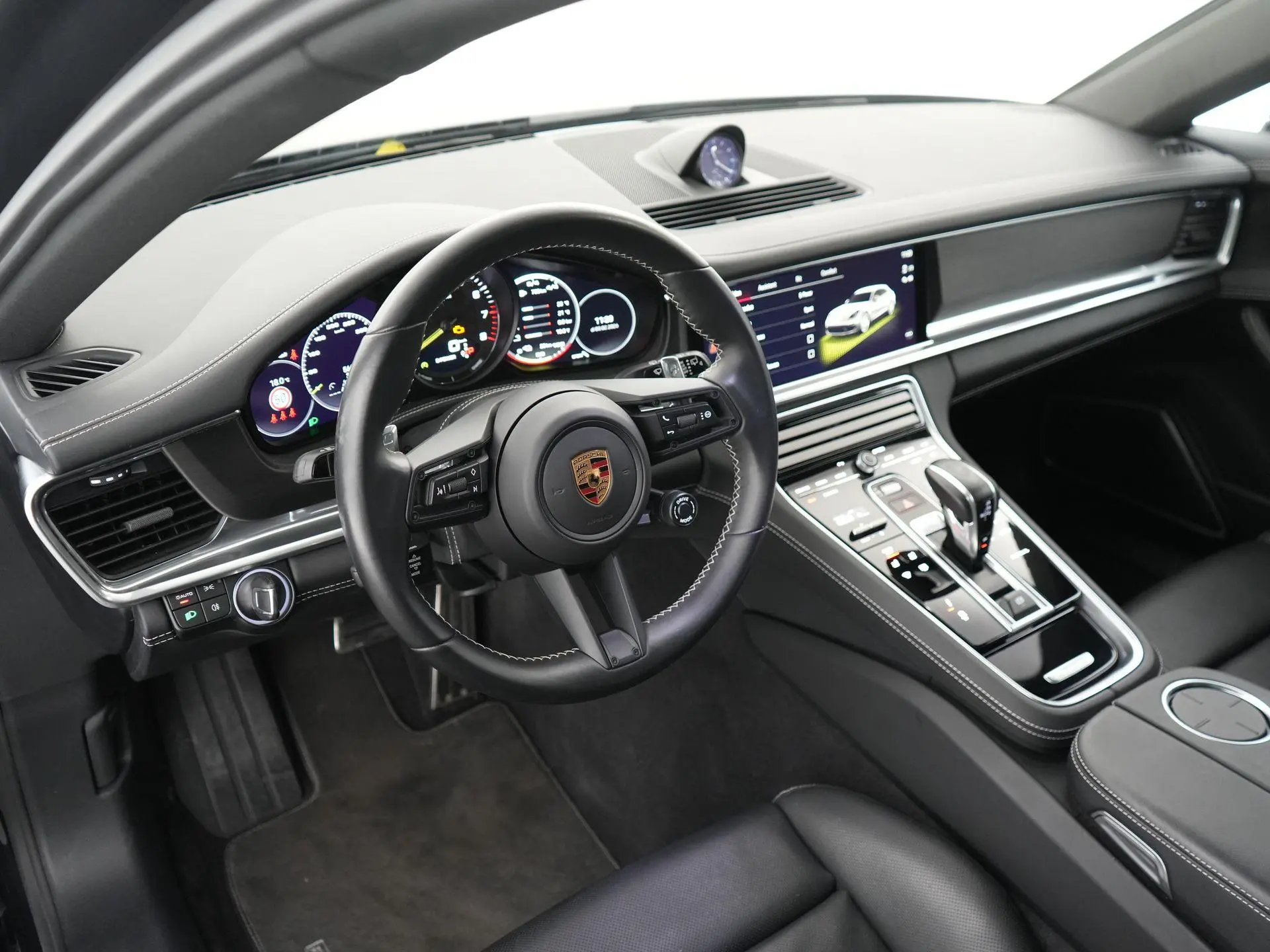 Panamera 4 E-Hybrid Sport Turismo Platinum Edition