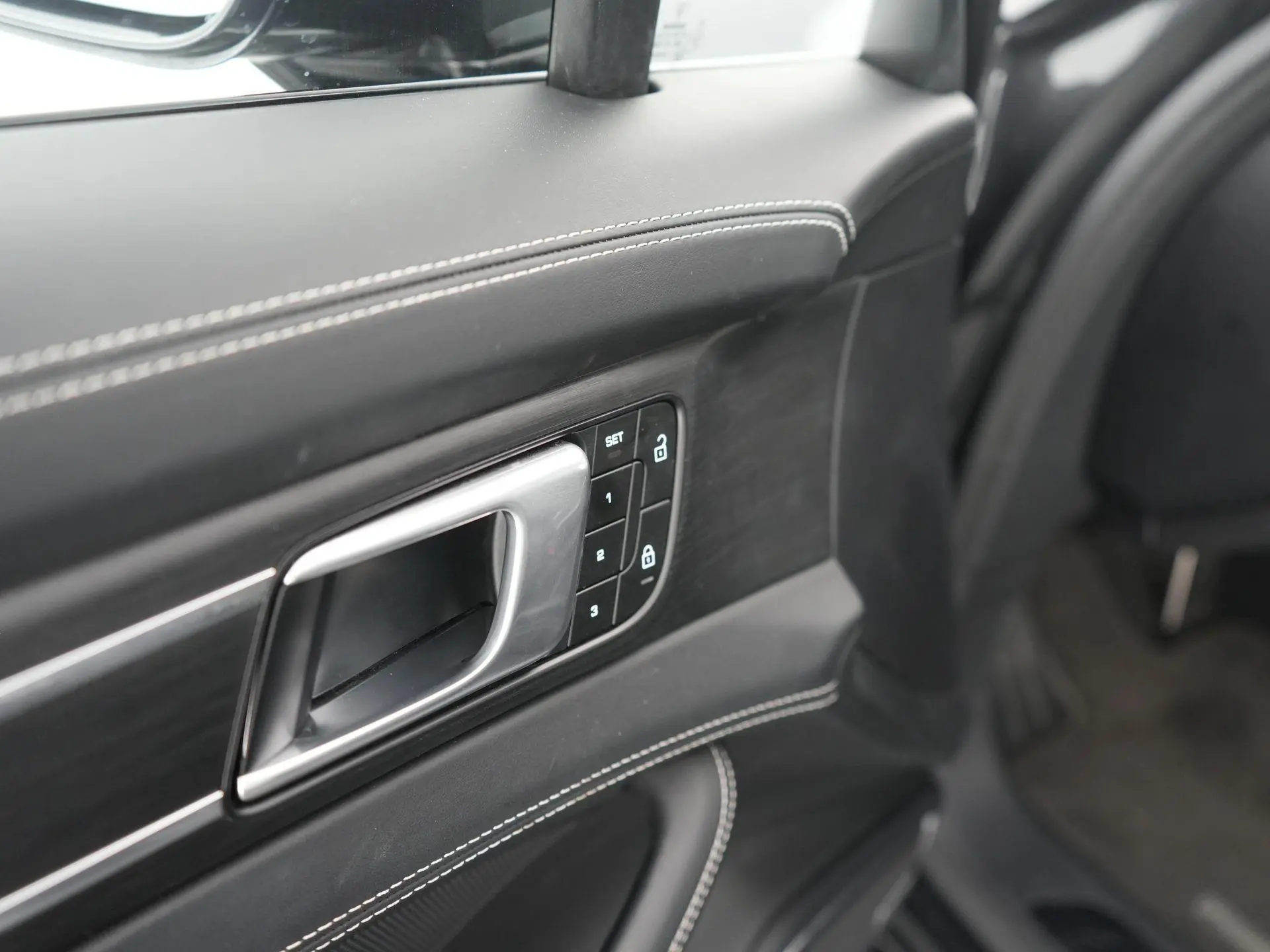 Panamera 4 E-Hybrid Sport Turismo Platinum Edition