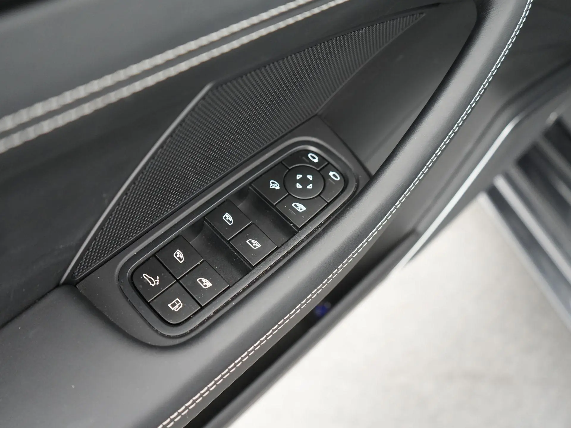 Panamera 4 E-Hybrid Sport Turismo Platinum Edition