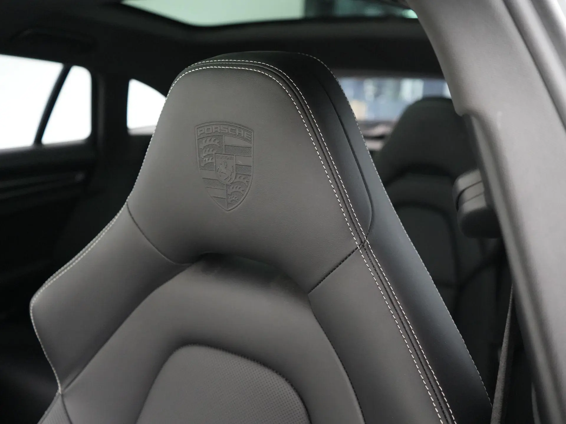 Panamera 4 E-Hybrid Sport Turismo Platinum Edition