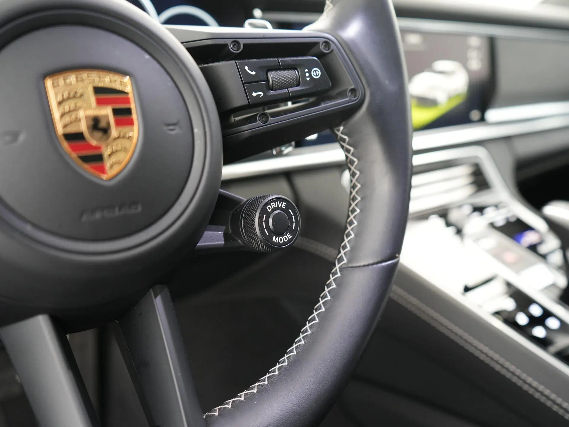 Panamera 4 E-Hybrid Sport Turismo Platinum Edition