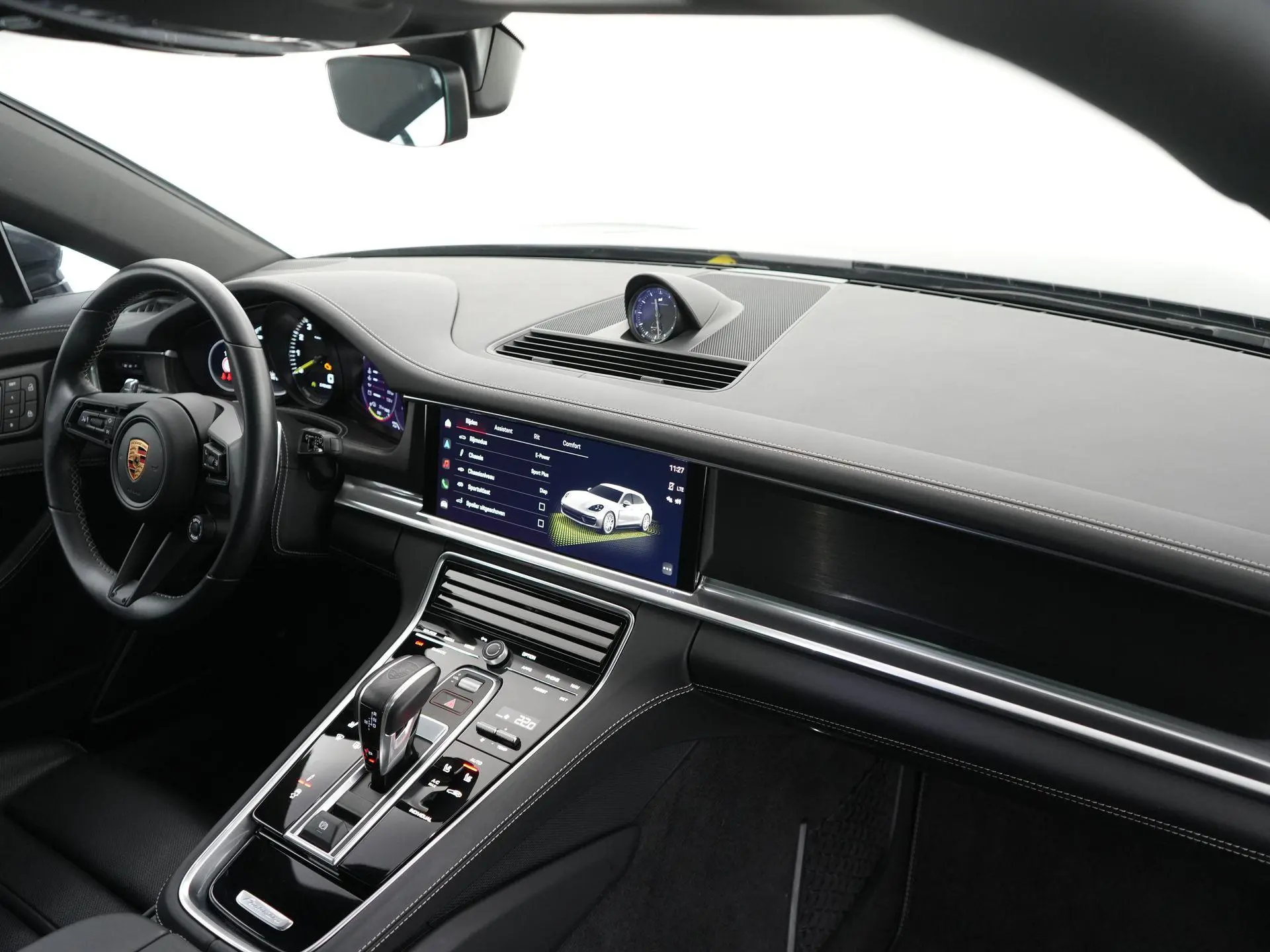 Panamera 4 E-Hybrid Sport Turismo Platinum Edition