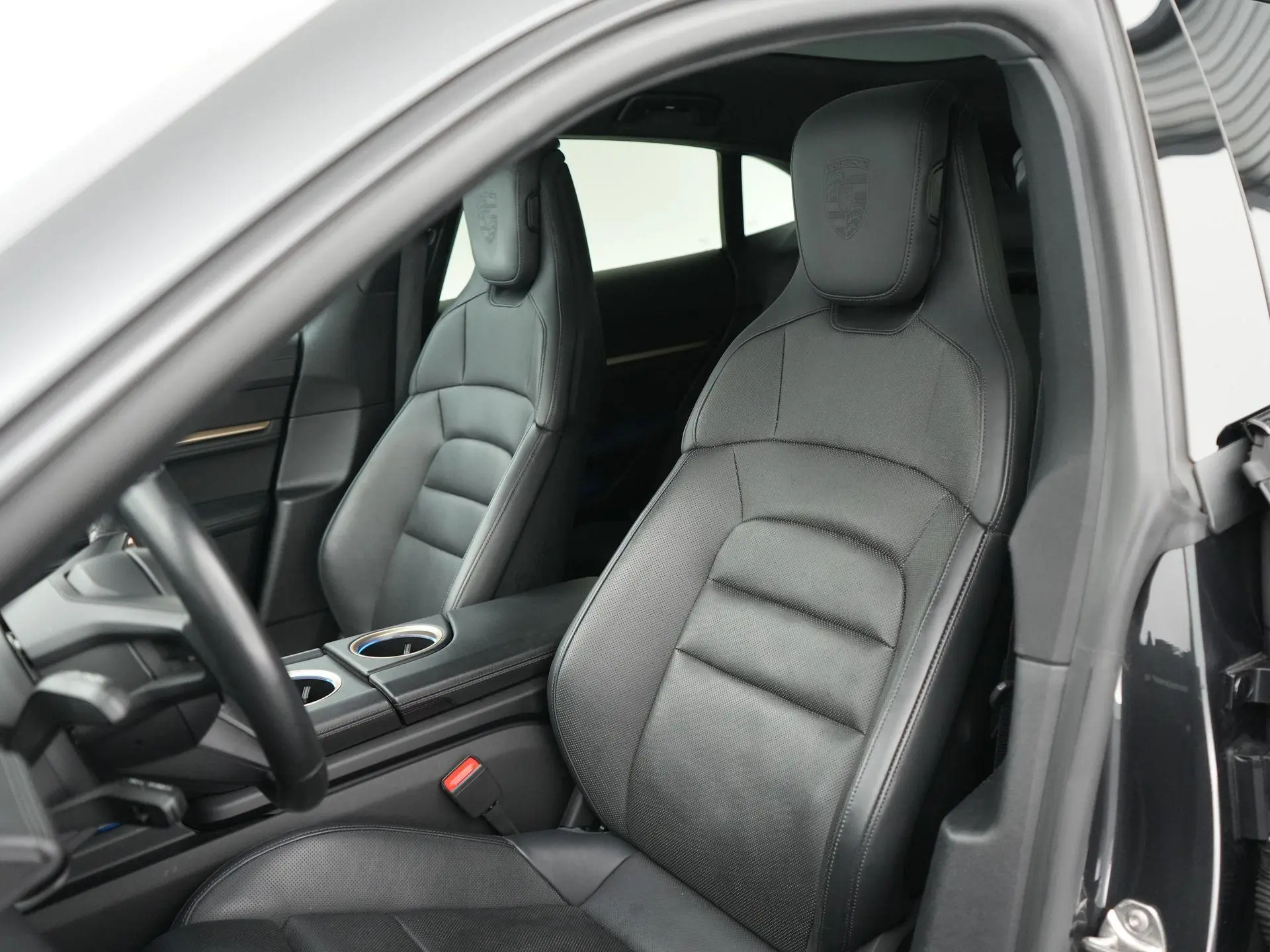 Taycan 4 Cross Turismo