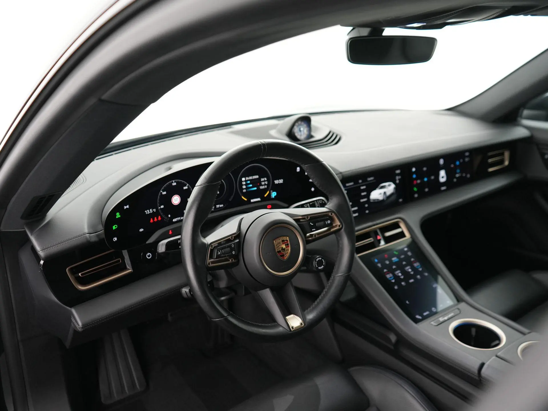 Taycan 4 Cross Turismo