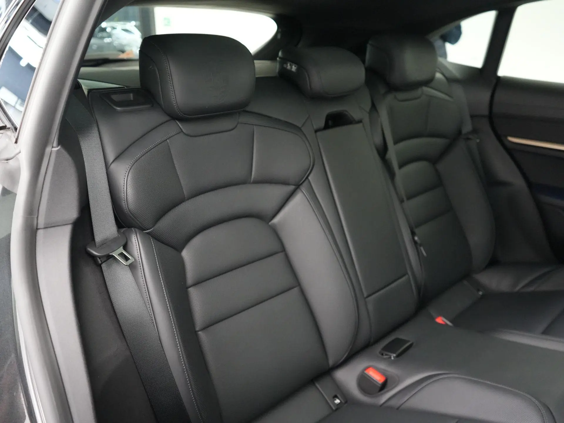 Taycan 4 Cross Turismo