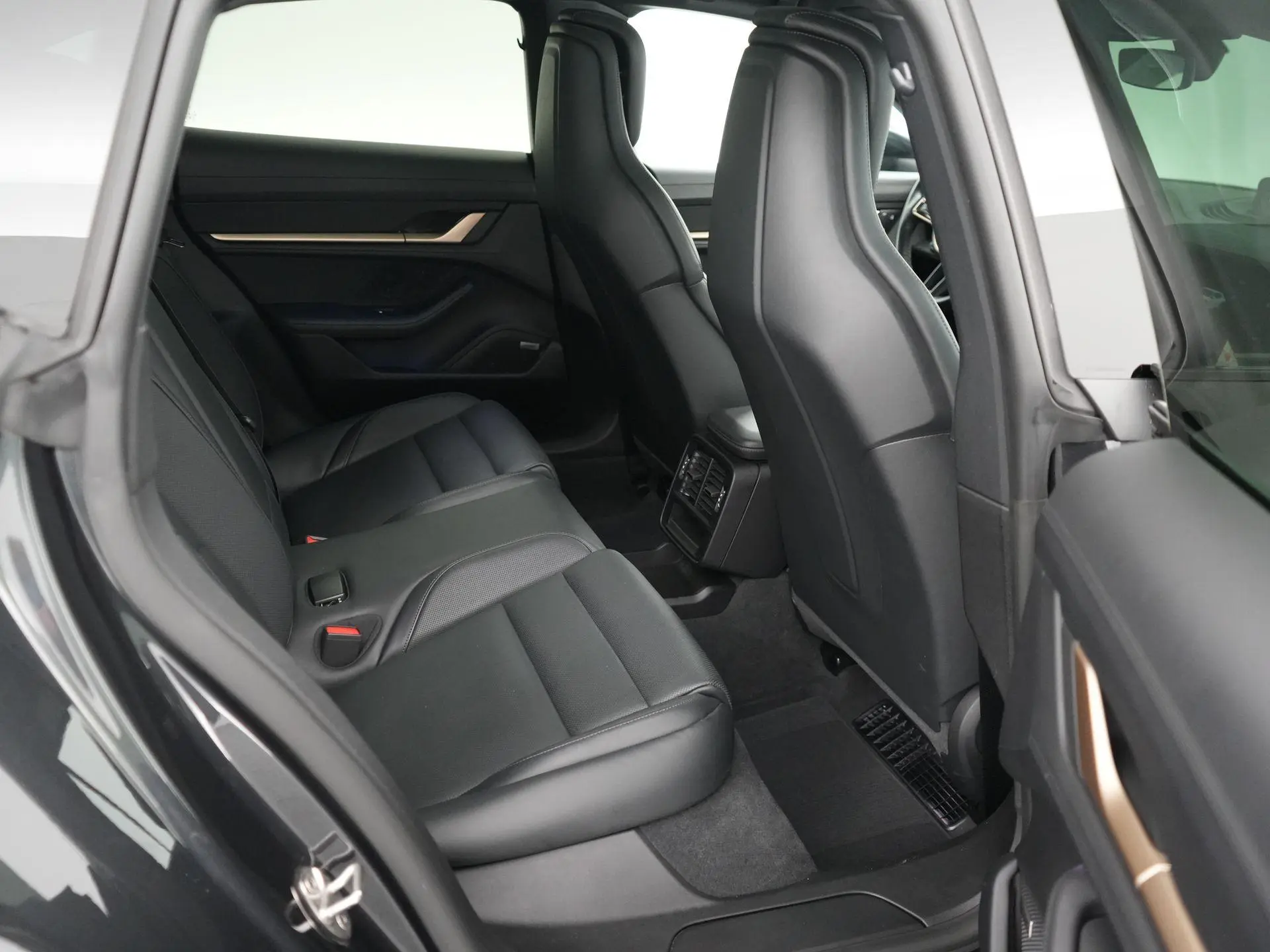 Taycan 4 Cross Turismo