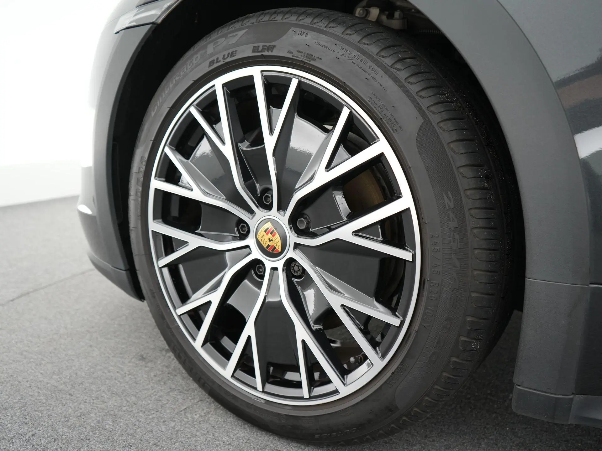 Taycan 4 Cross Turismo