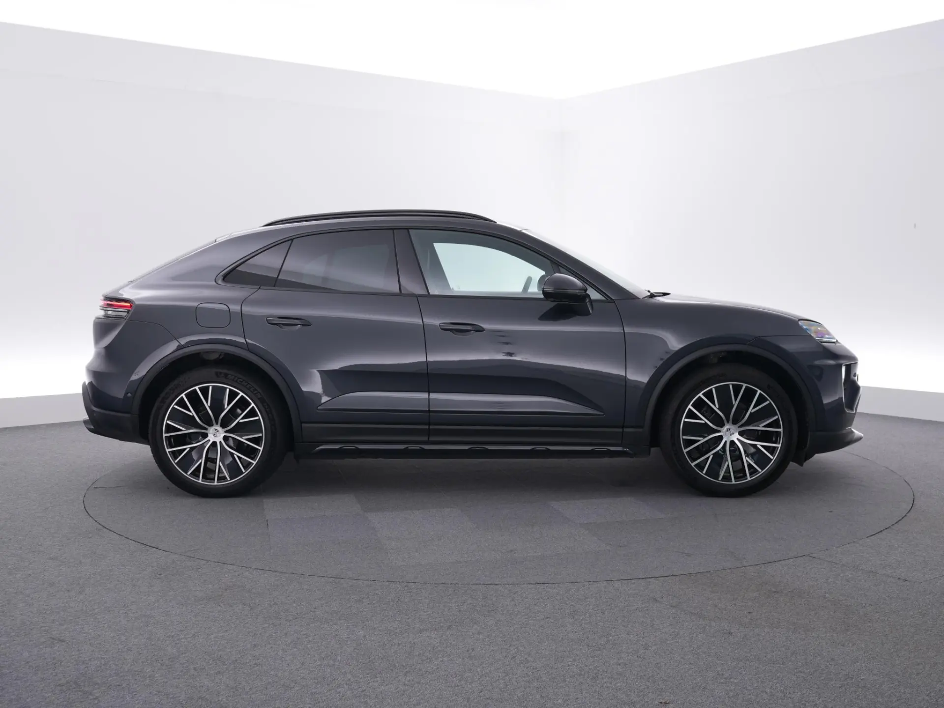 Macan 100 kWh