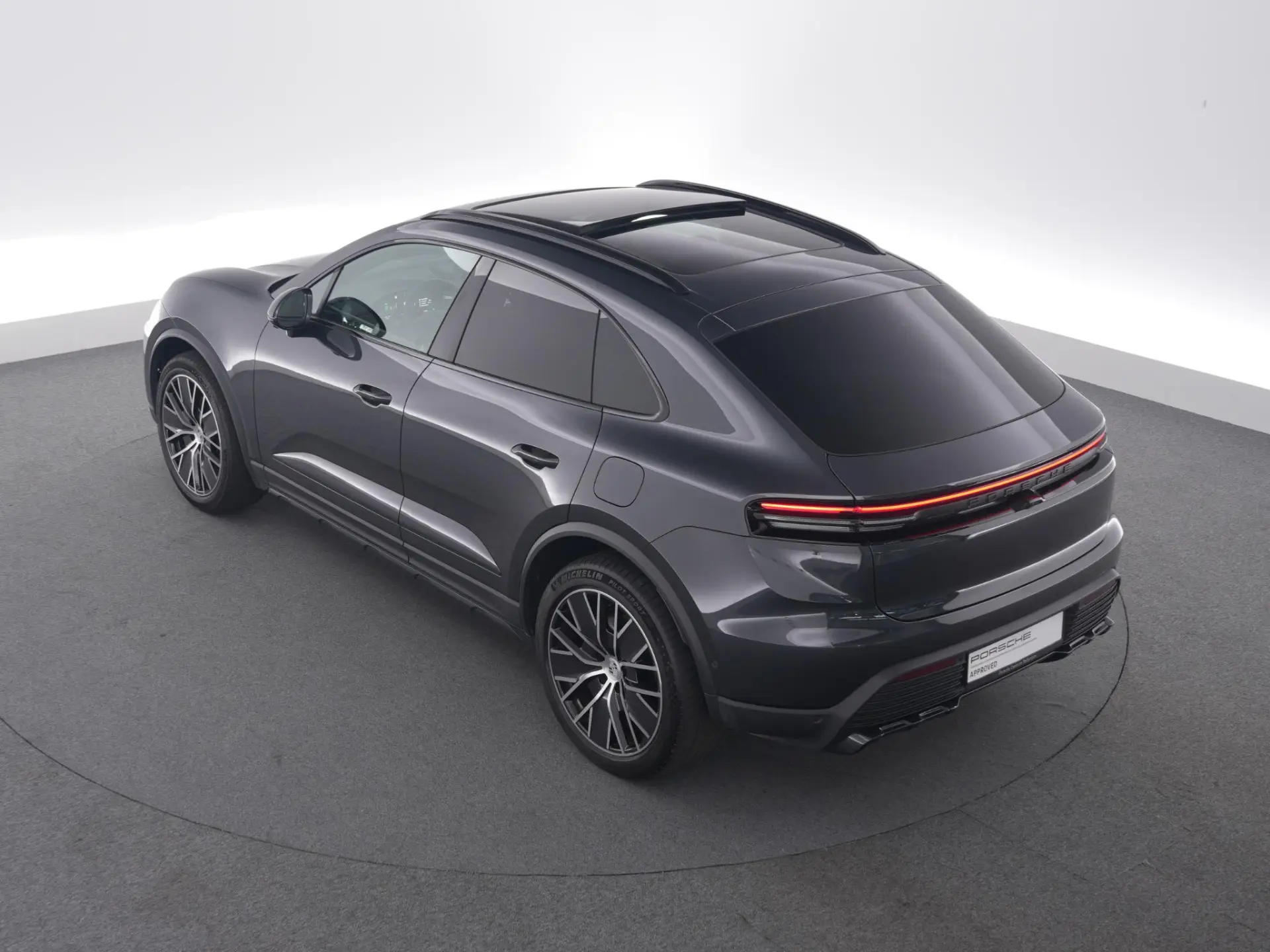 Macan 100 kWh