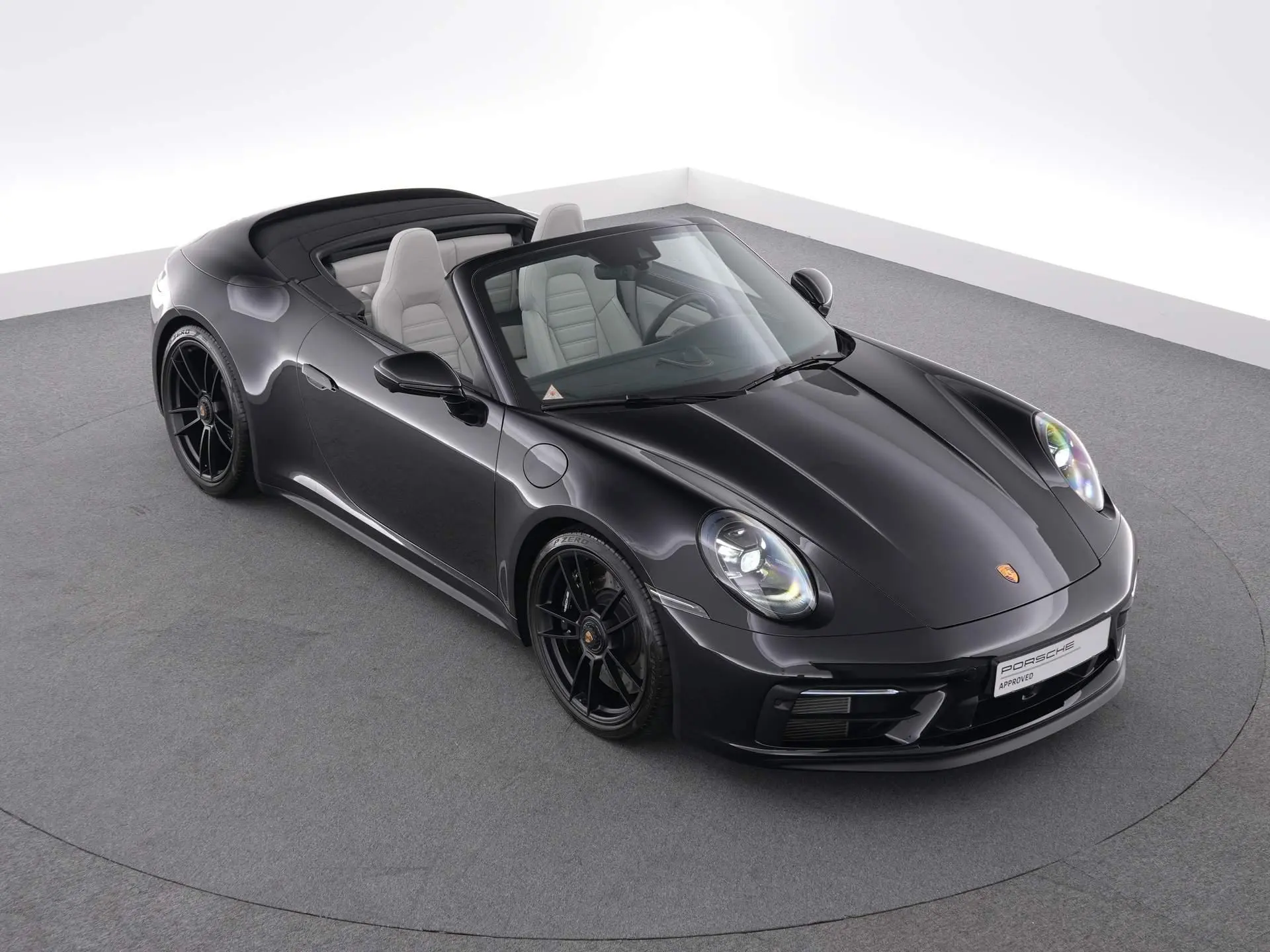 911 Carrera 4 GTS Cabriolet