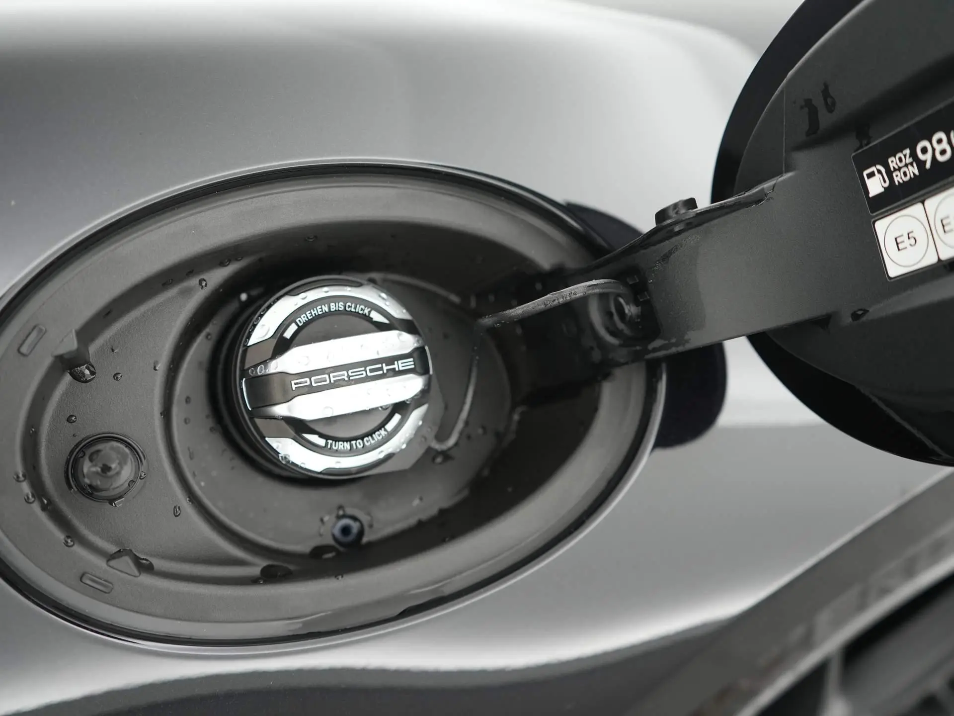 911 Carrera 4 GTS Cabriolet