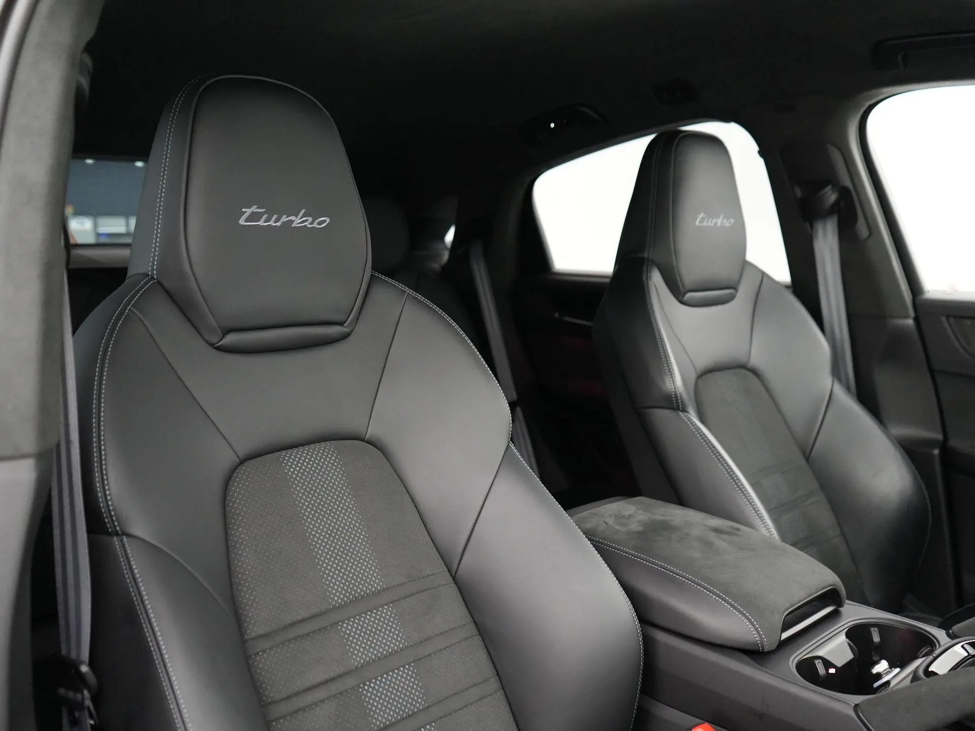 Cayenne Turbo E-Hybrid Coupé met GT-Pakket