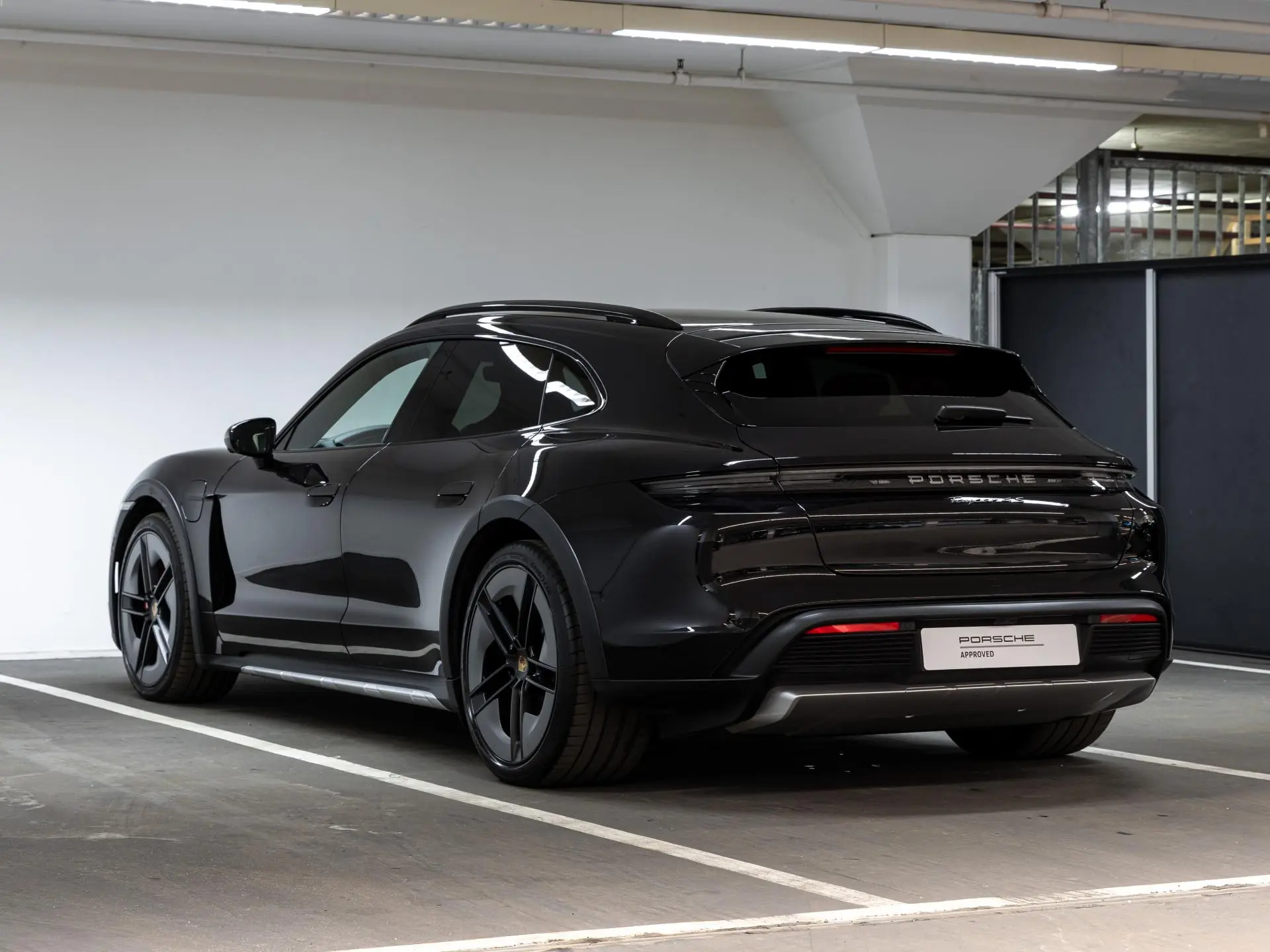 Taycan 4S Cross Turismo