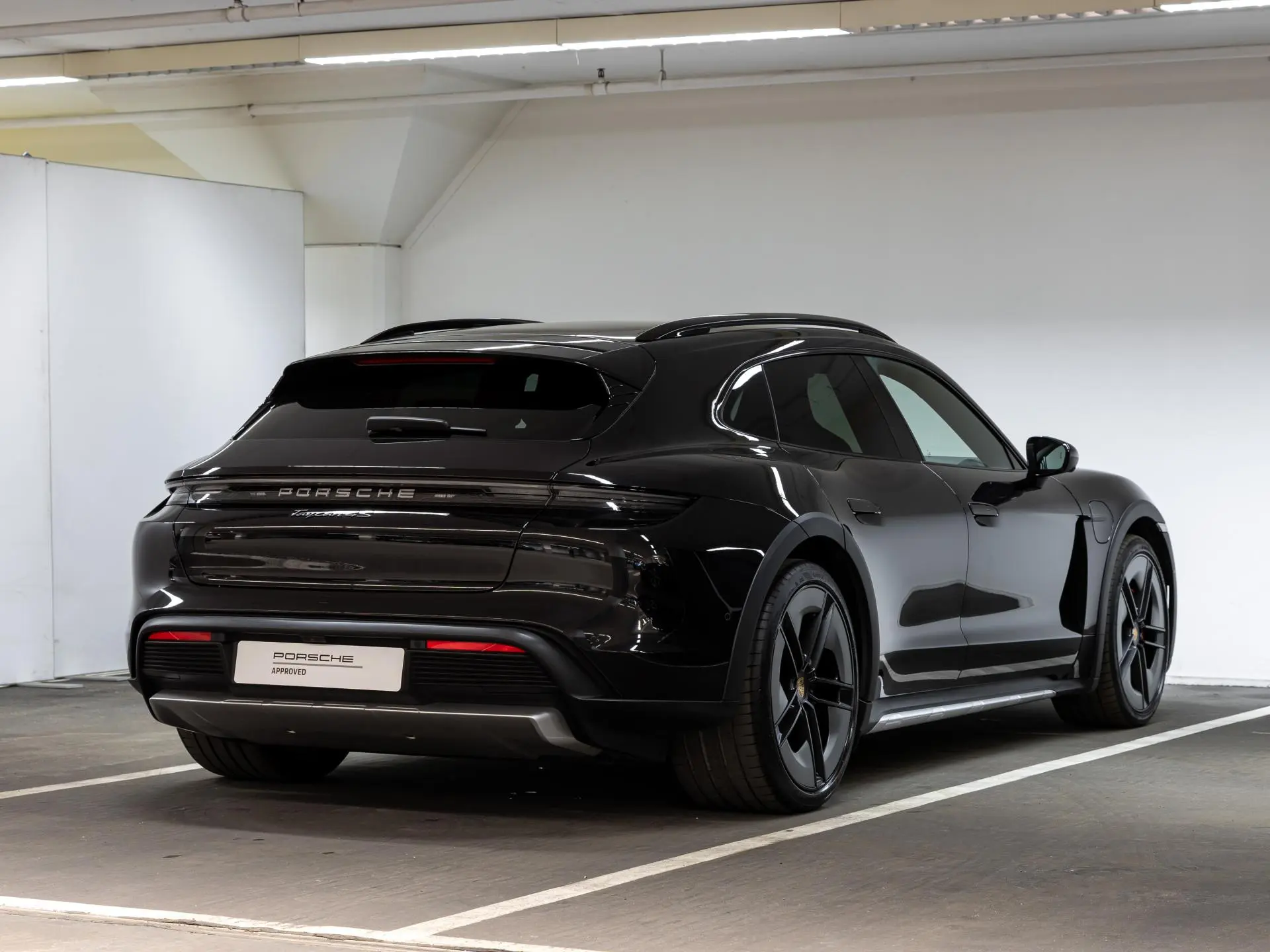 Taycan 4S Cross Turismo