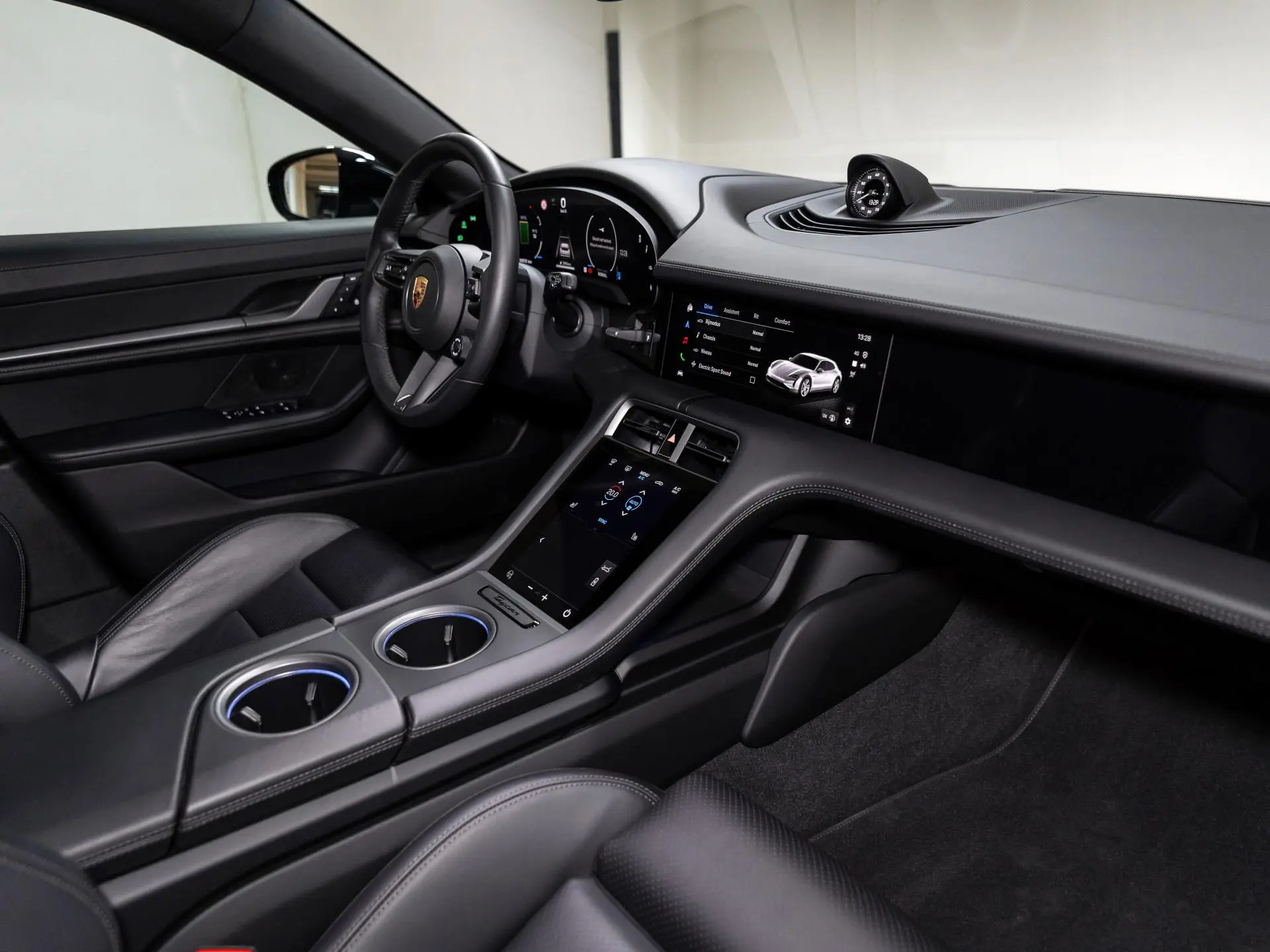 Taycan 4S Cross Turismo