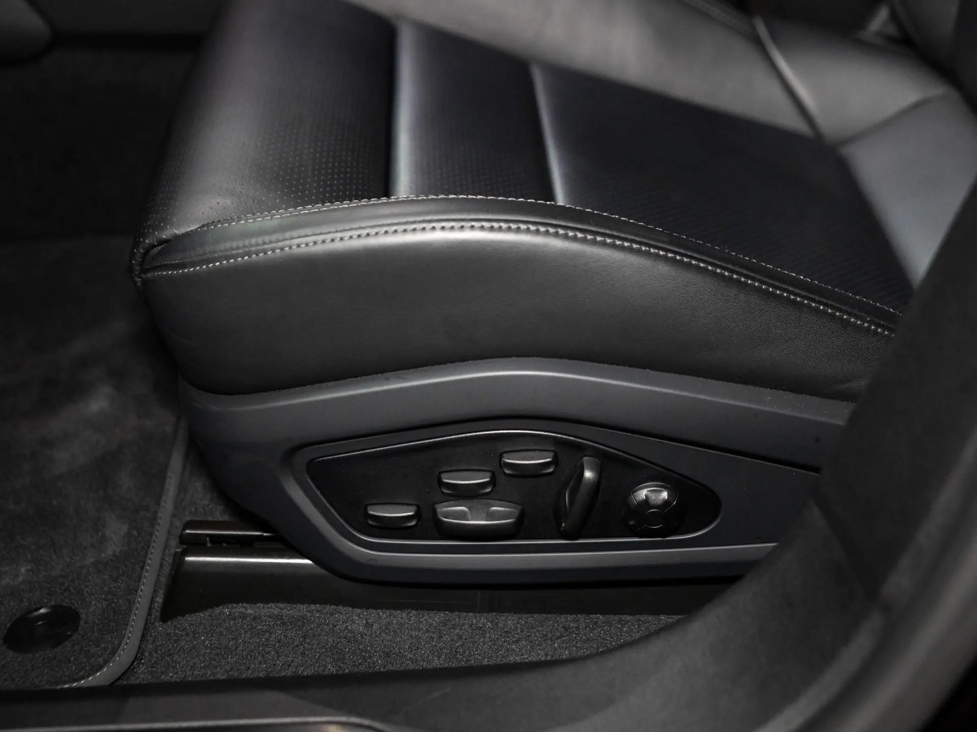 Taycan 4S Cross Turismo