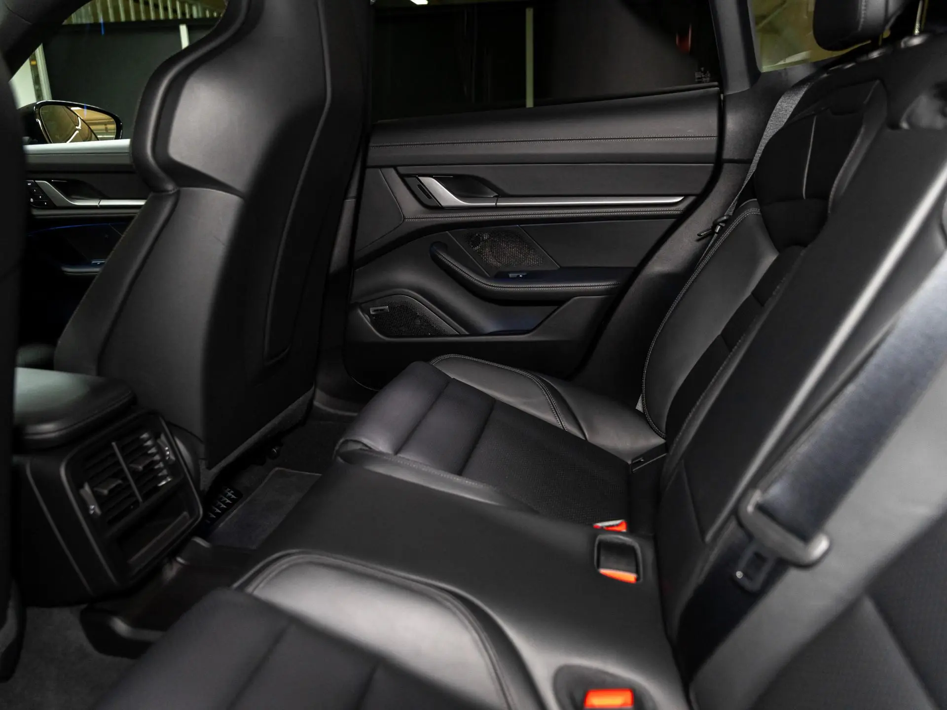 Taycan 4S Cross Turismo