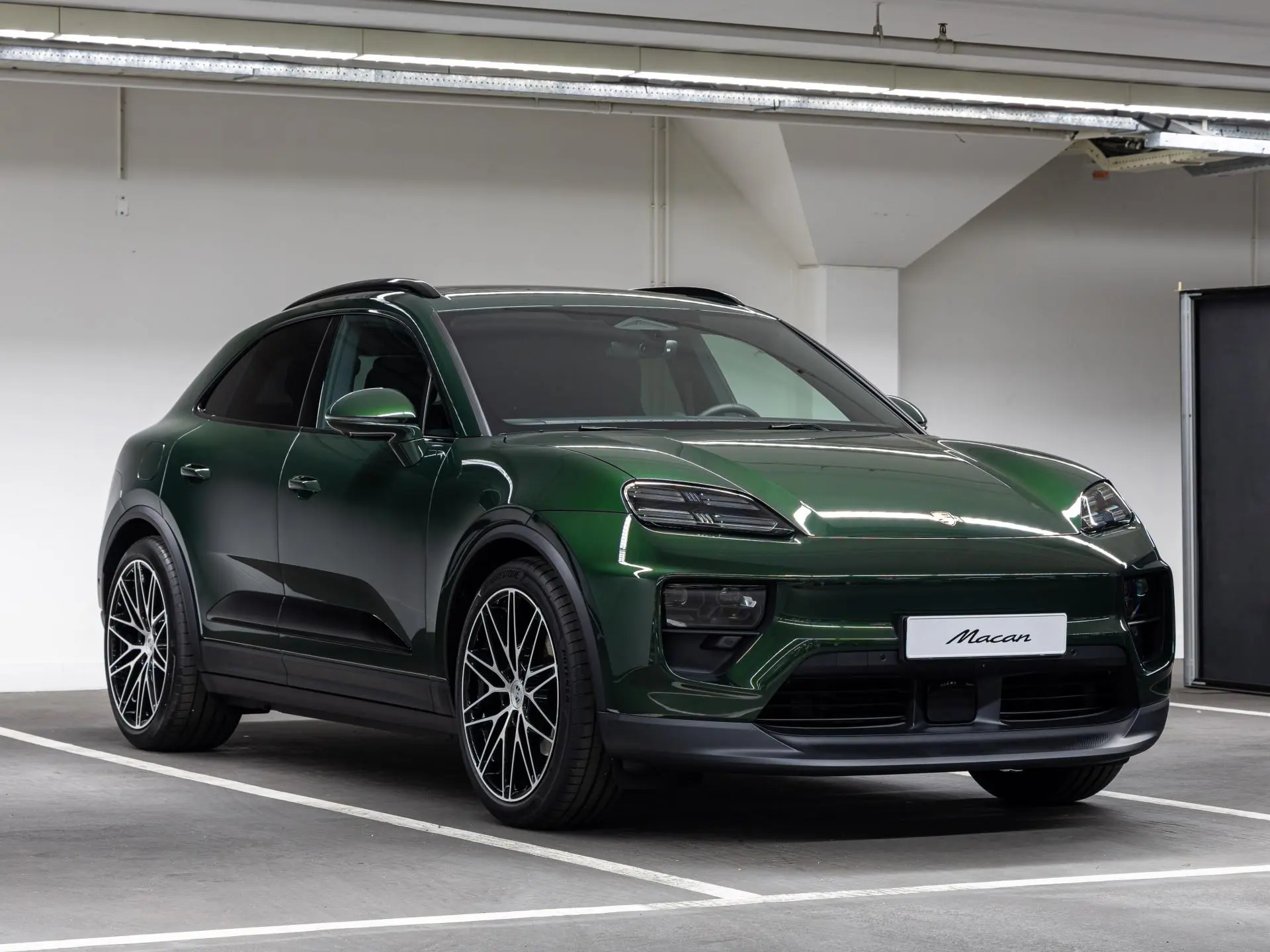 Macan 4 100 kWh