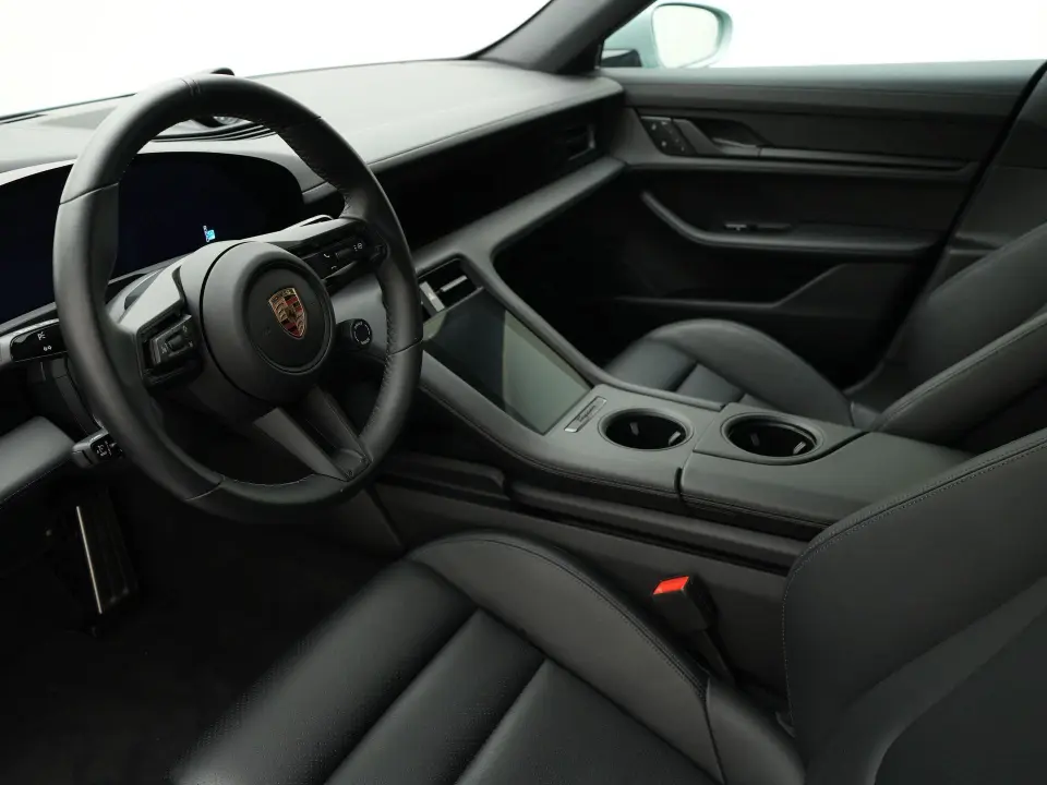 Taycan Sport Tursimo