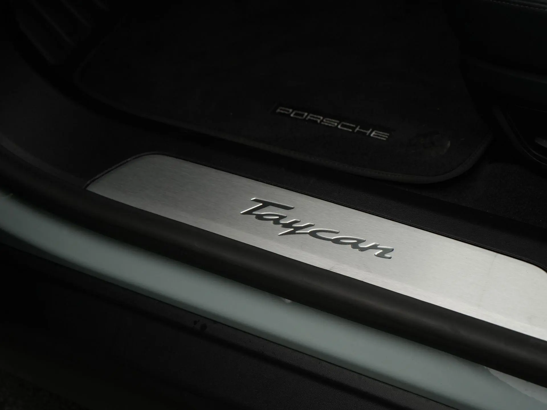 Taycan Sport Tursimo