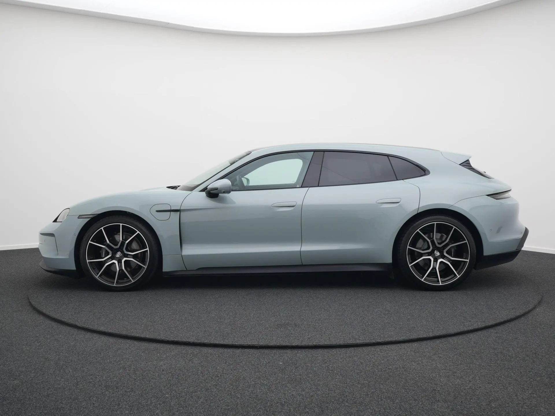 Taycan Sport Tursimo