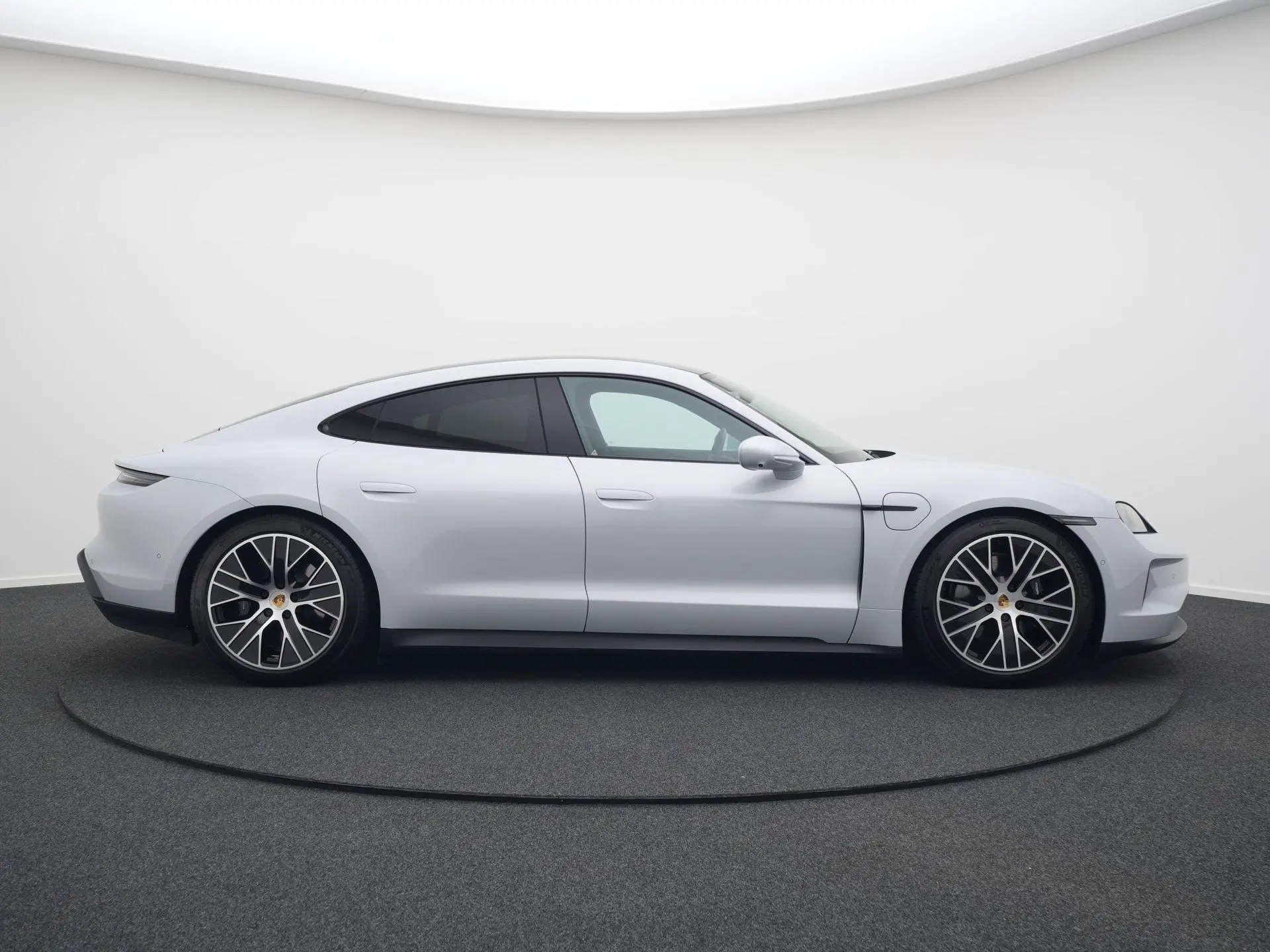 Taycan Performance Accu Plus