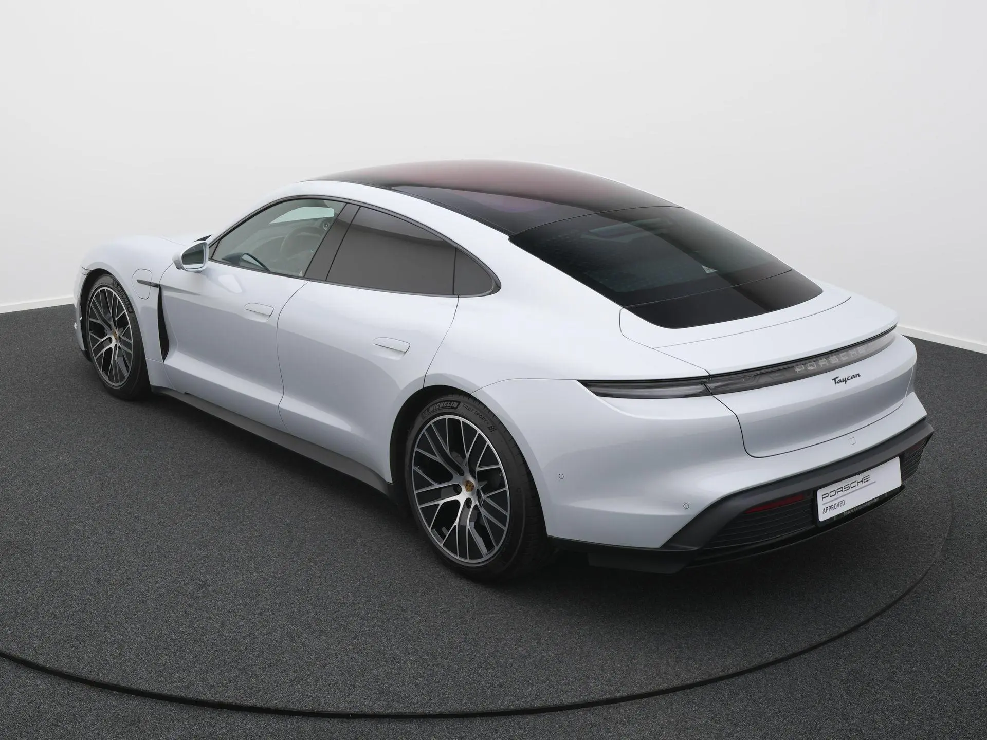 Taycan Performance Accu Plus