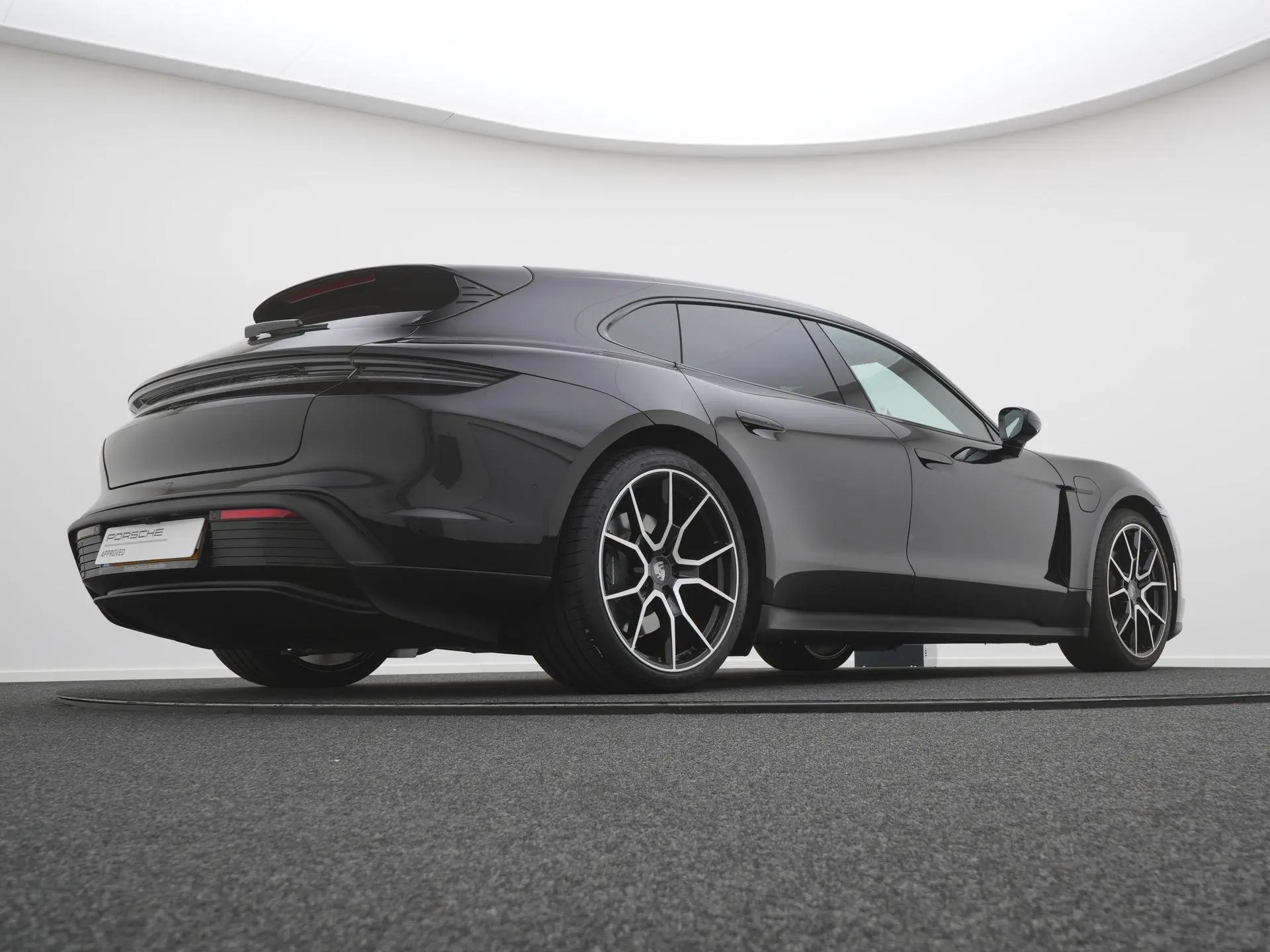 Taycan Sport Tursimo