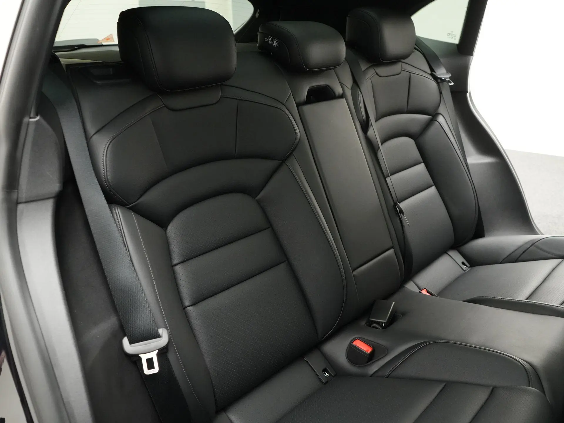 Taycan Sport Tursimo