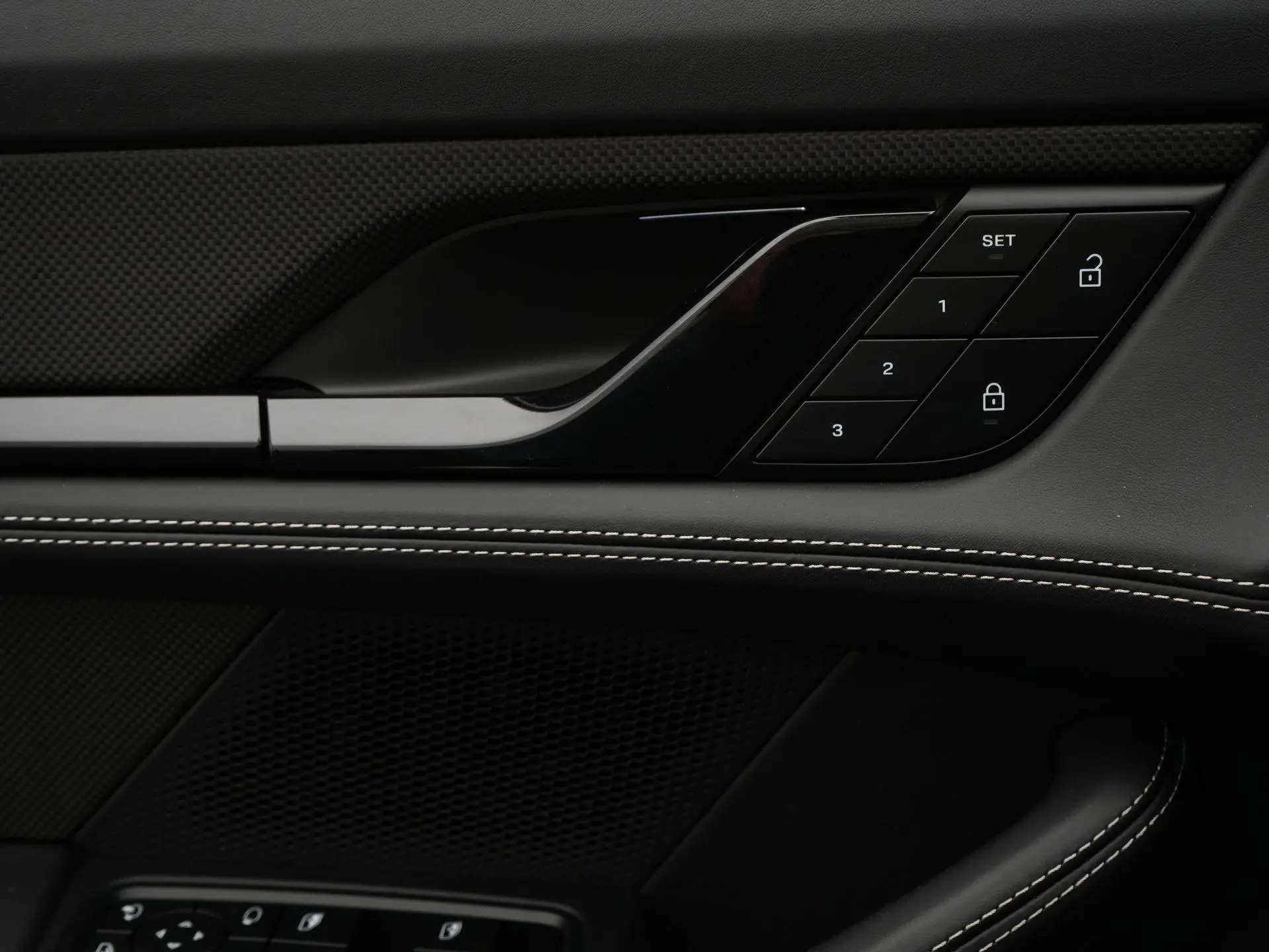 Taycan Turbo S Sport Turismo