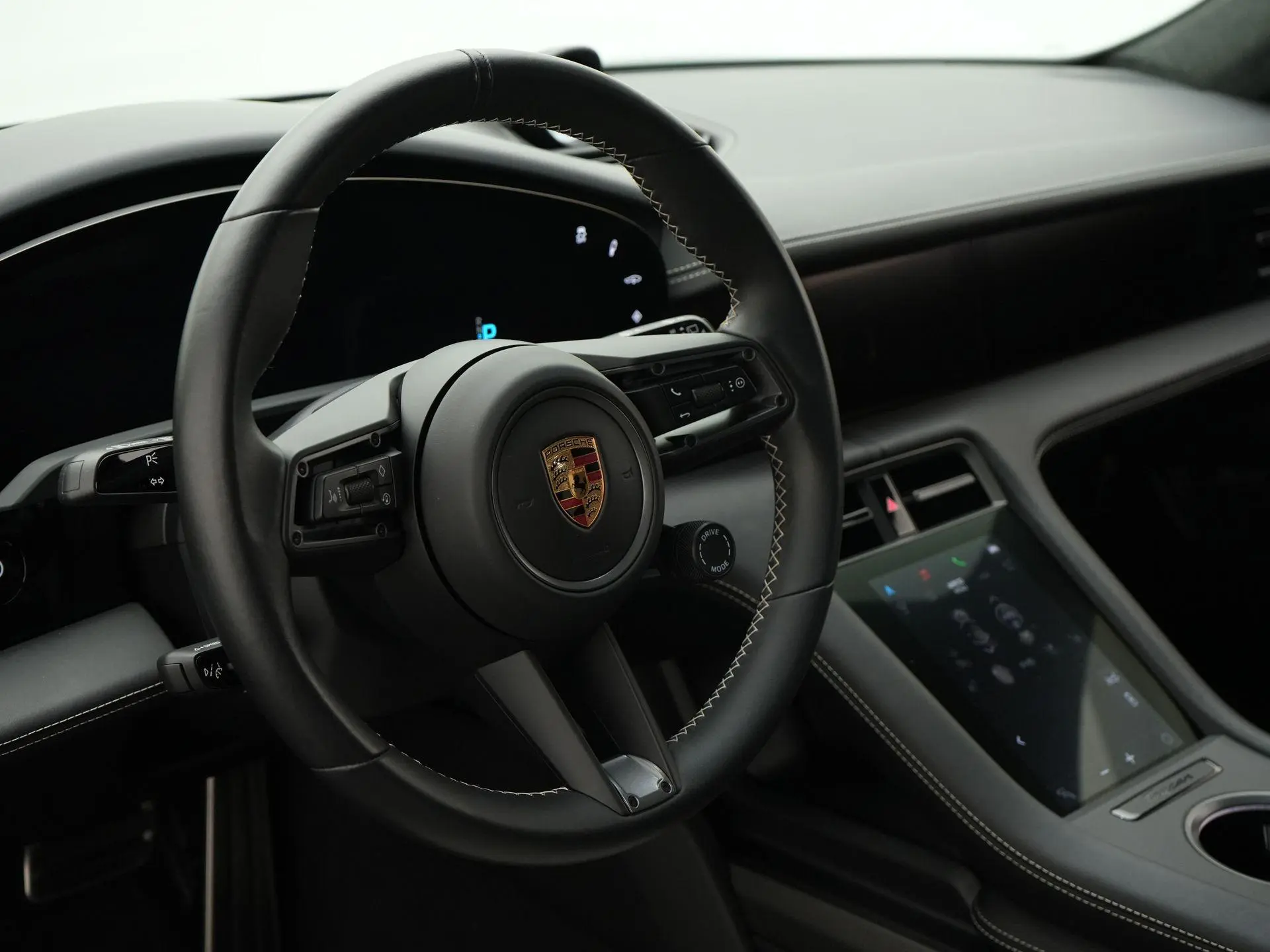 Taycan Turbo S Sport Turismo