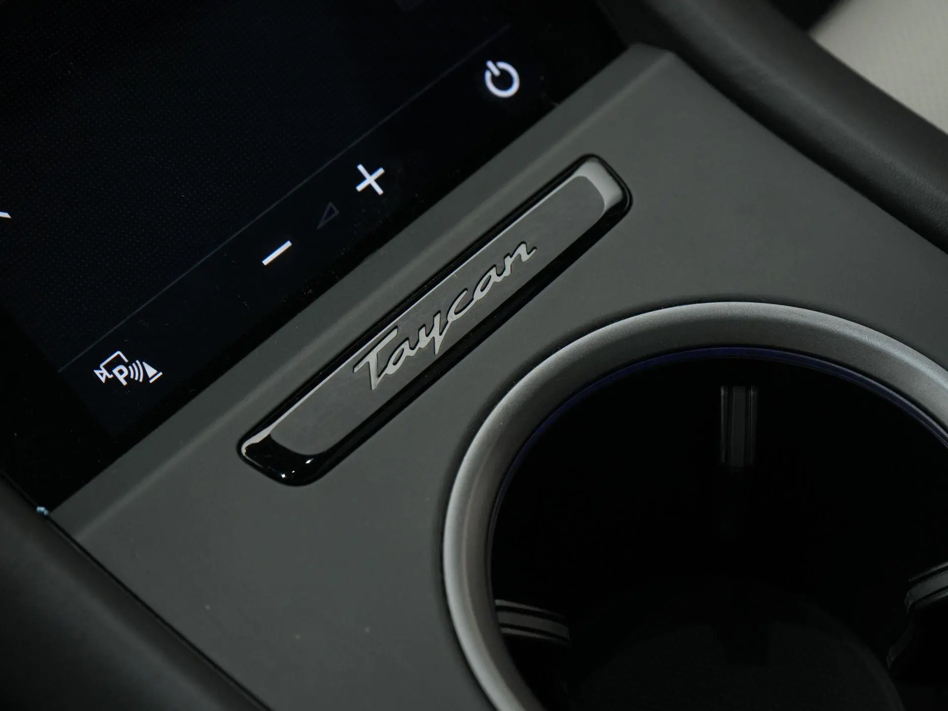 Taycan Turbo S Sport Turismo