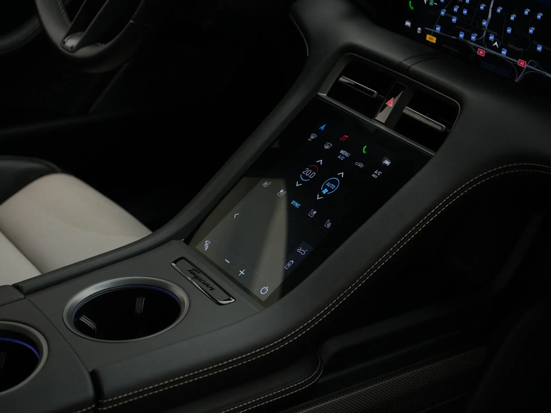 Taycan Turbo S Sport Turismo