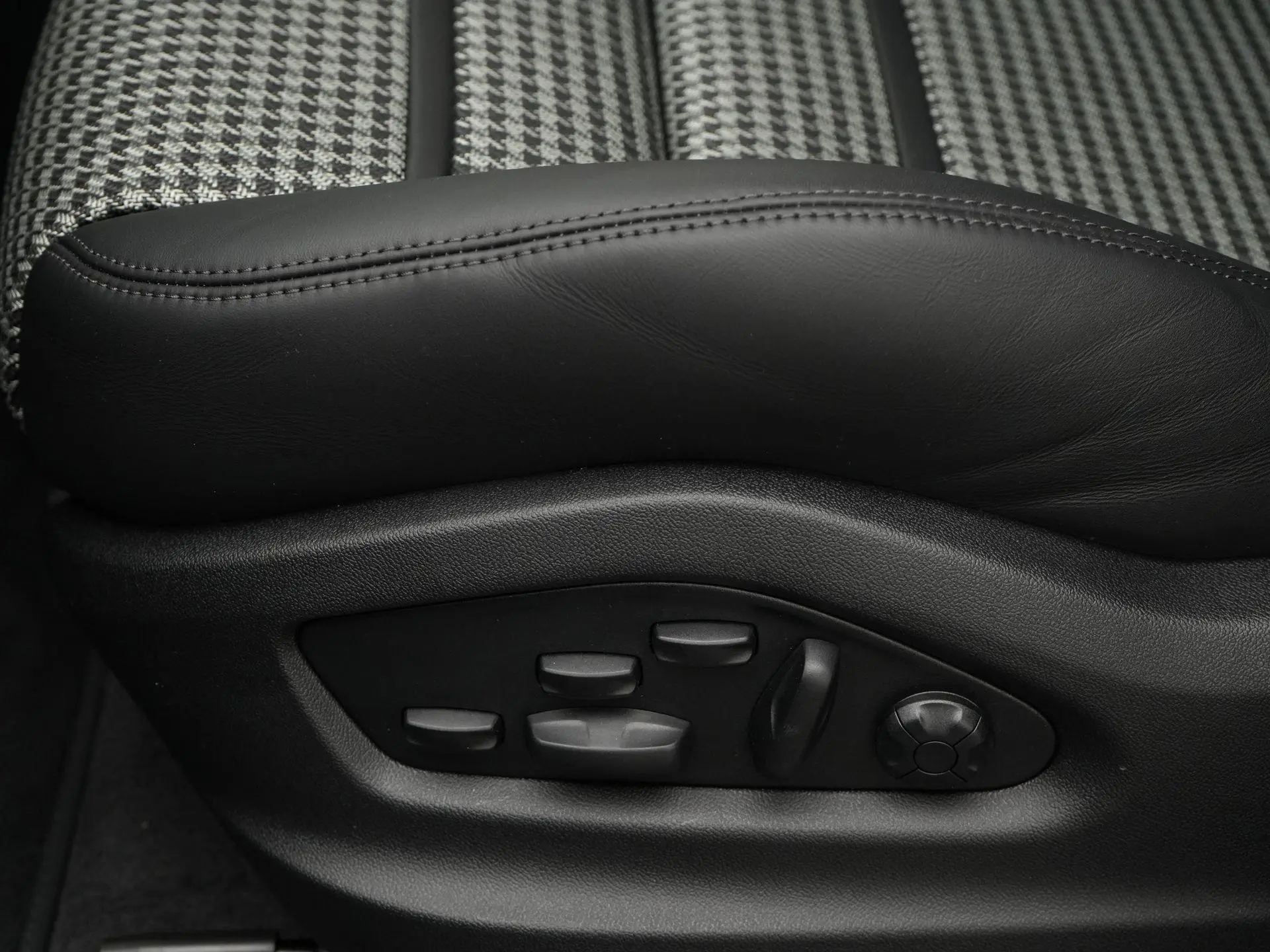 Cayenne S E-Hybrid Black Edition Coupé