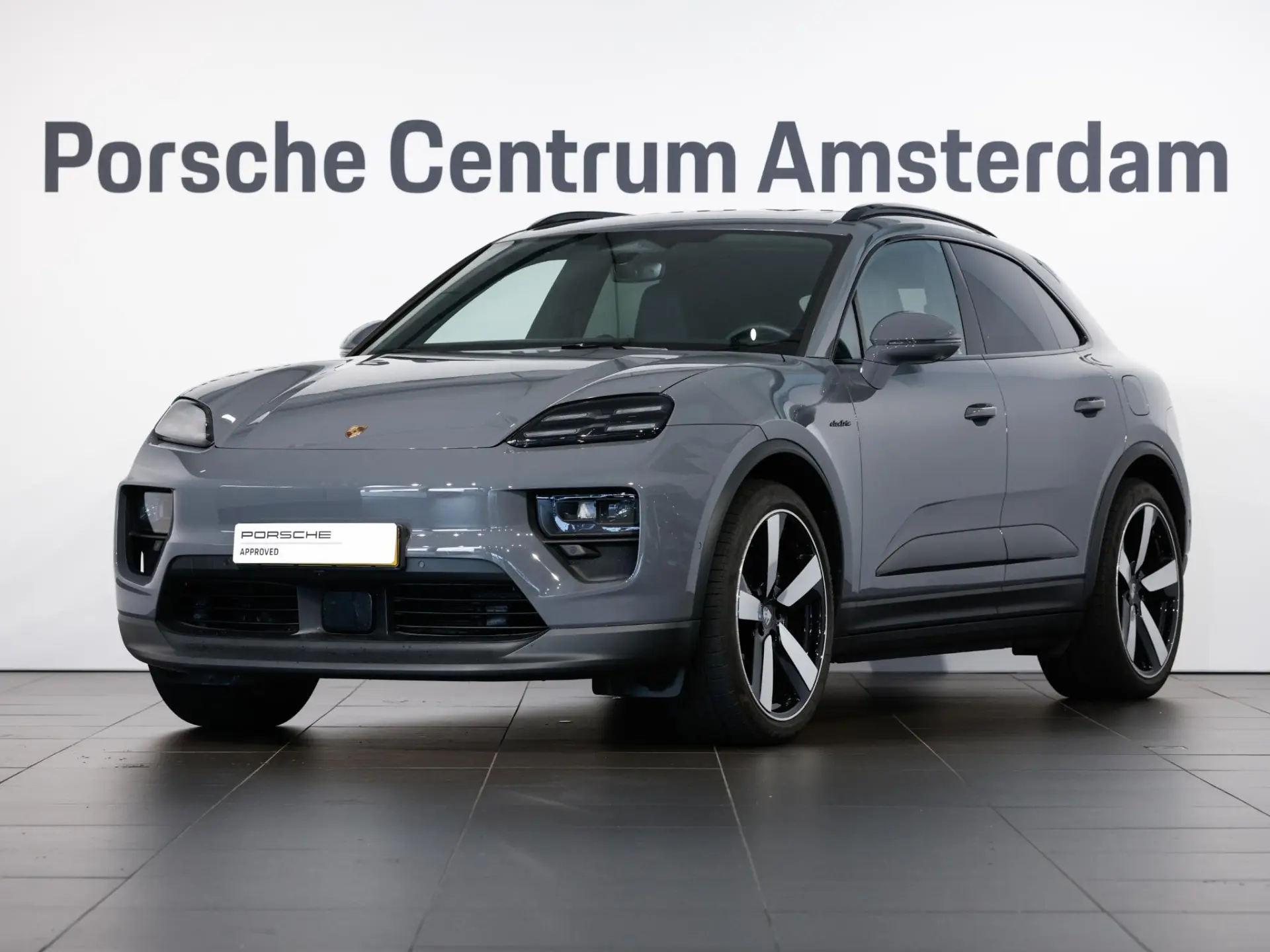 Macan 4
