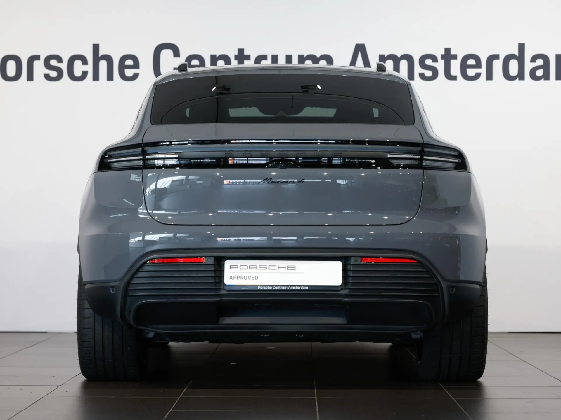 Macan 4