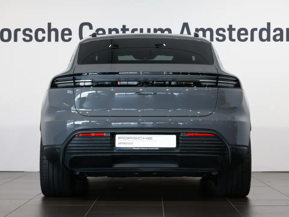 Macan 4