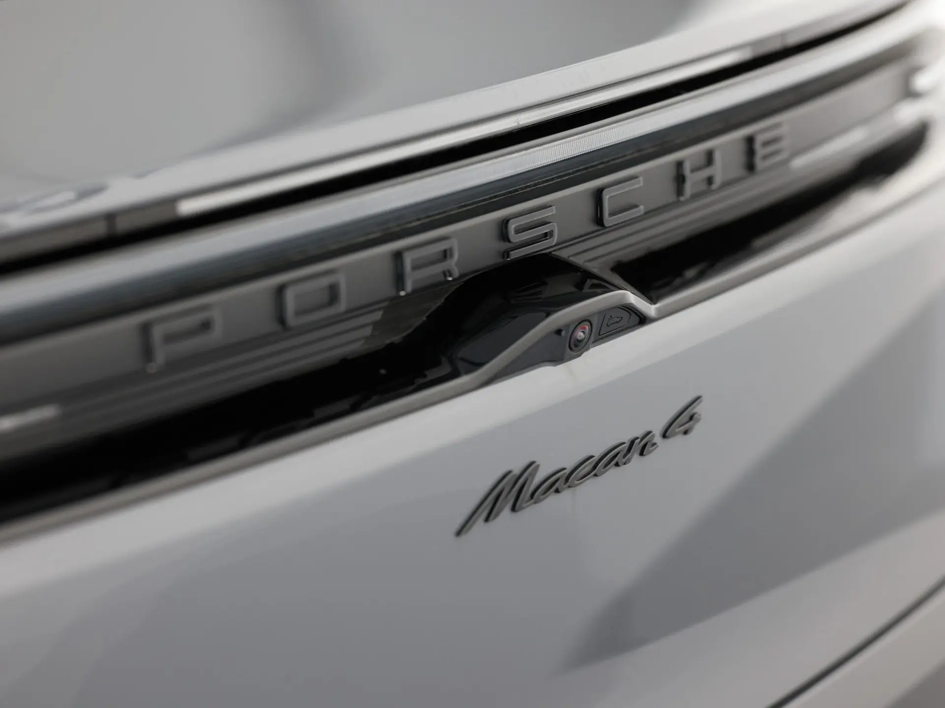 Macan 4