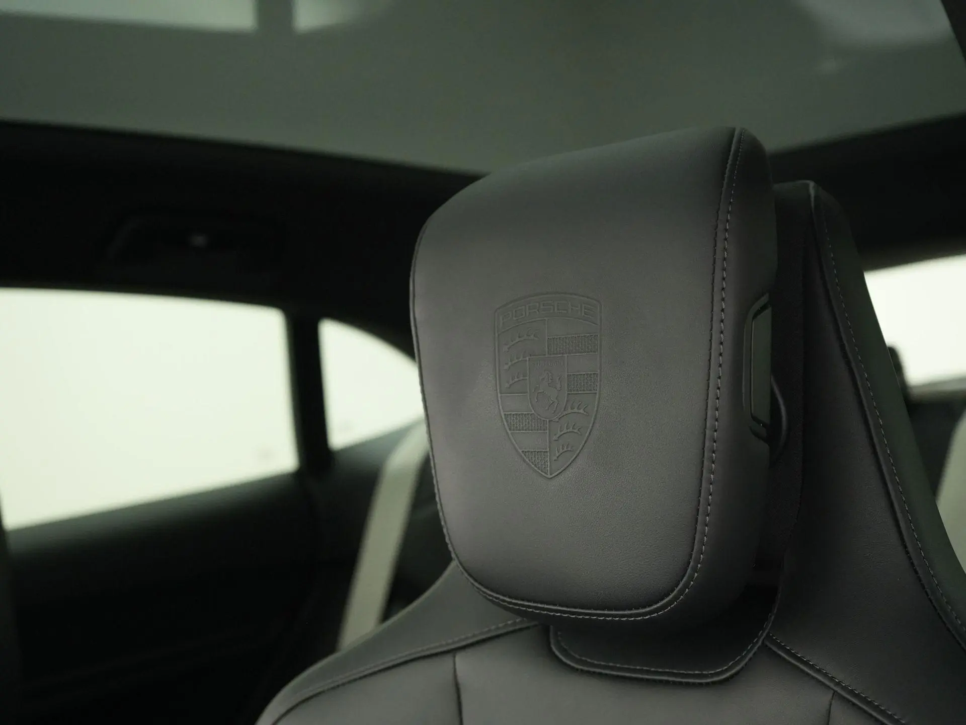 Taycan Sport Tursimo