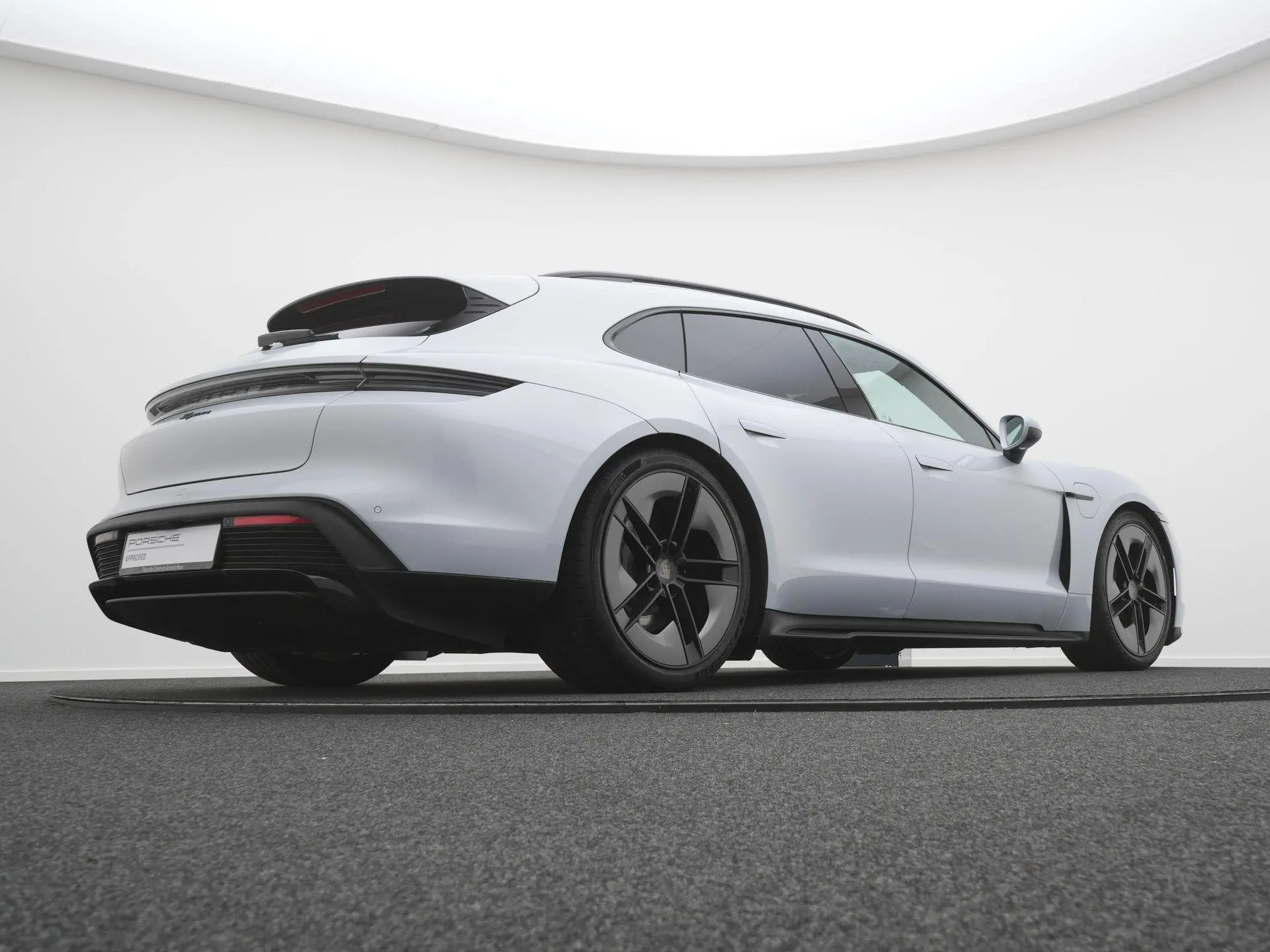 Taycan Sport Tursimo