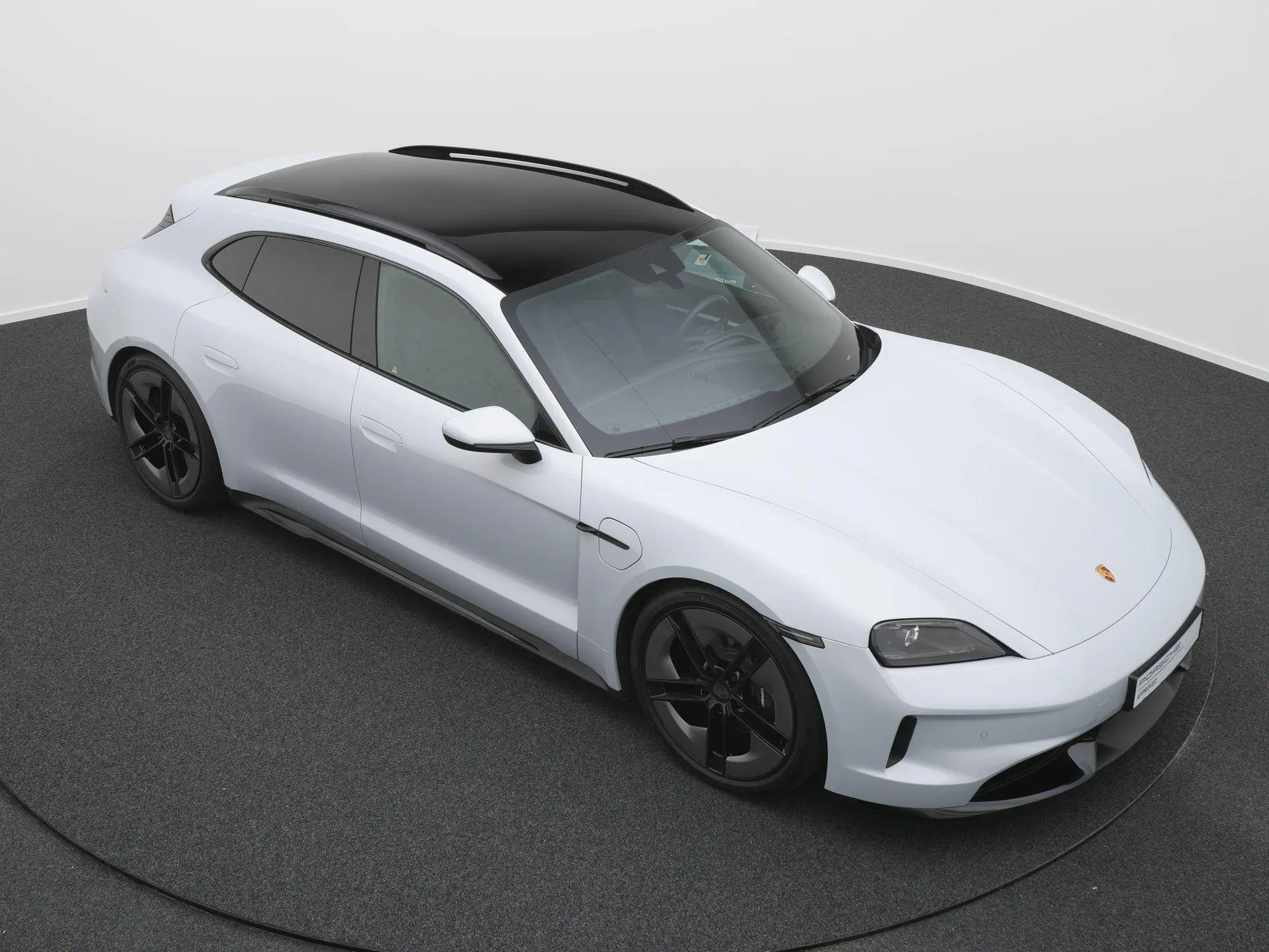 Taycan Sport Tursimo