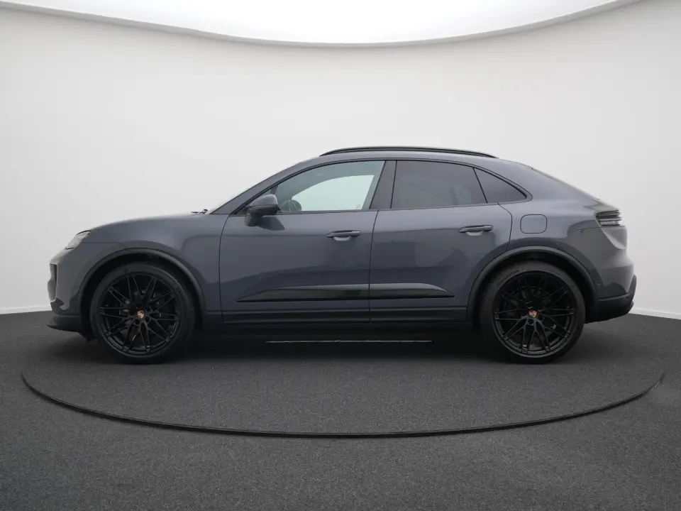 Porsche Macan 4