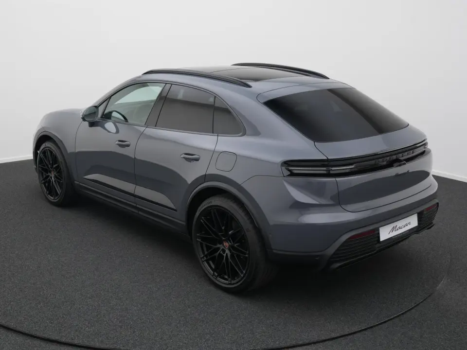 Porsche Macan 4