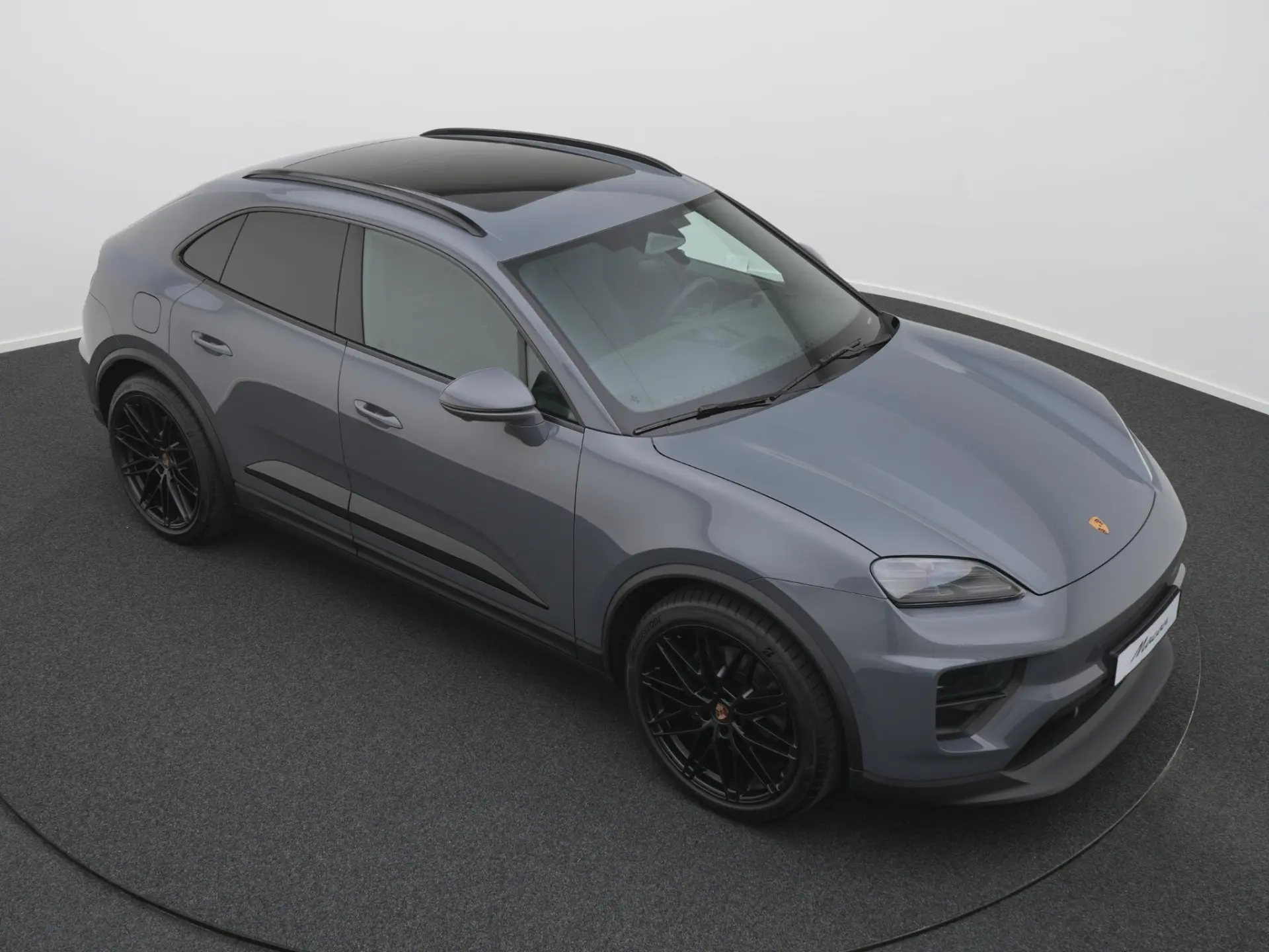 Macan 4