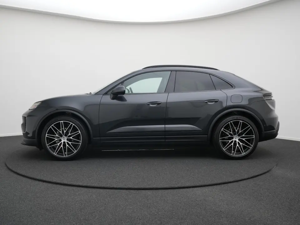 Porsche Macan 4