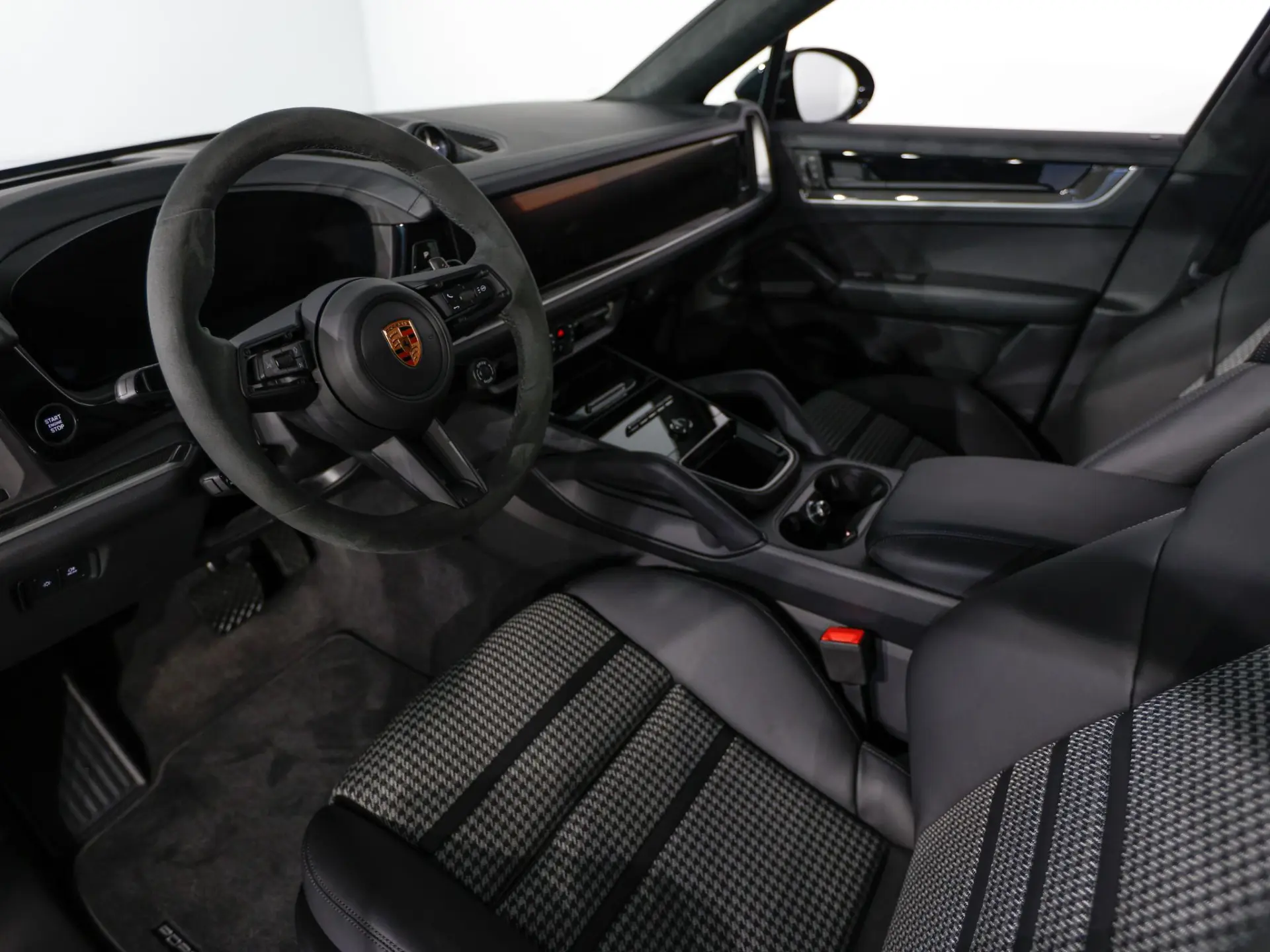 Cayenne E-Hybrid Black Edition Coupé