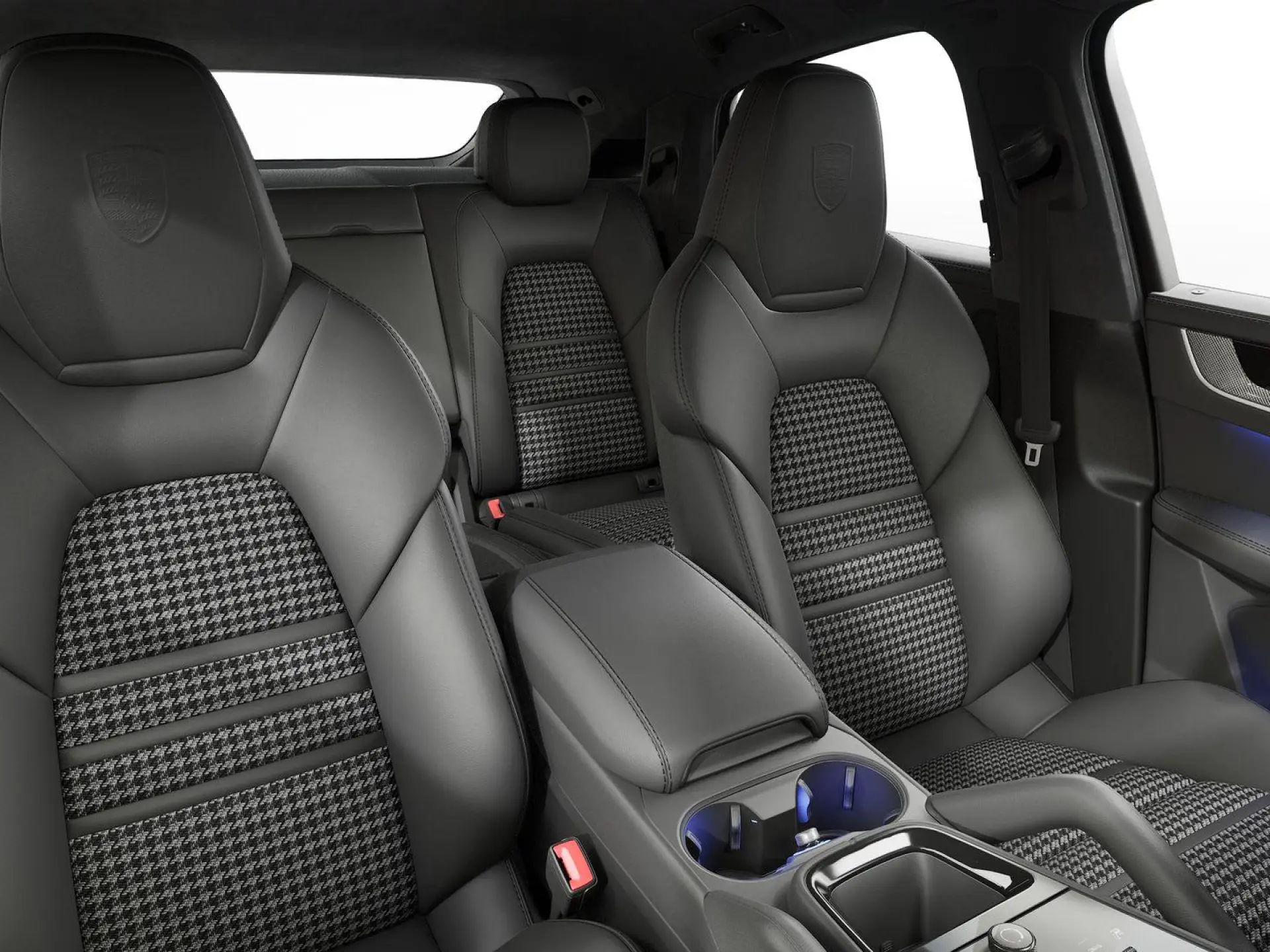 Cayenne E-Hybrid Black Edition Coupé